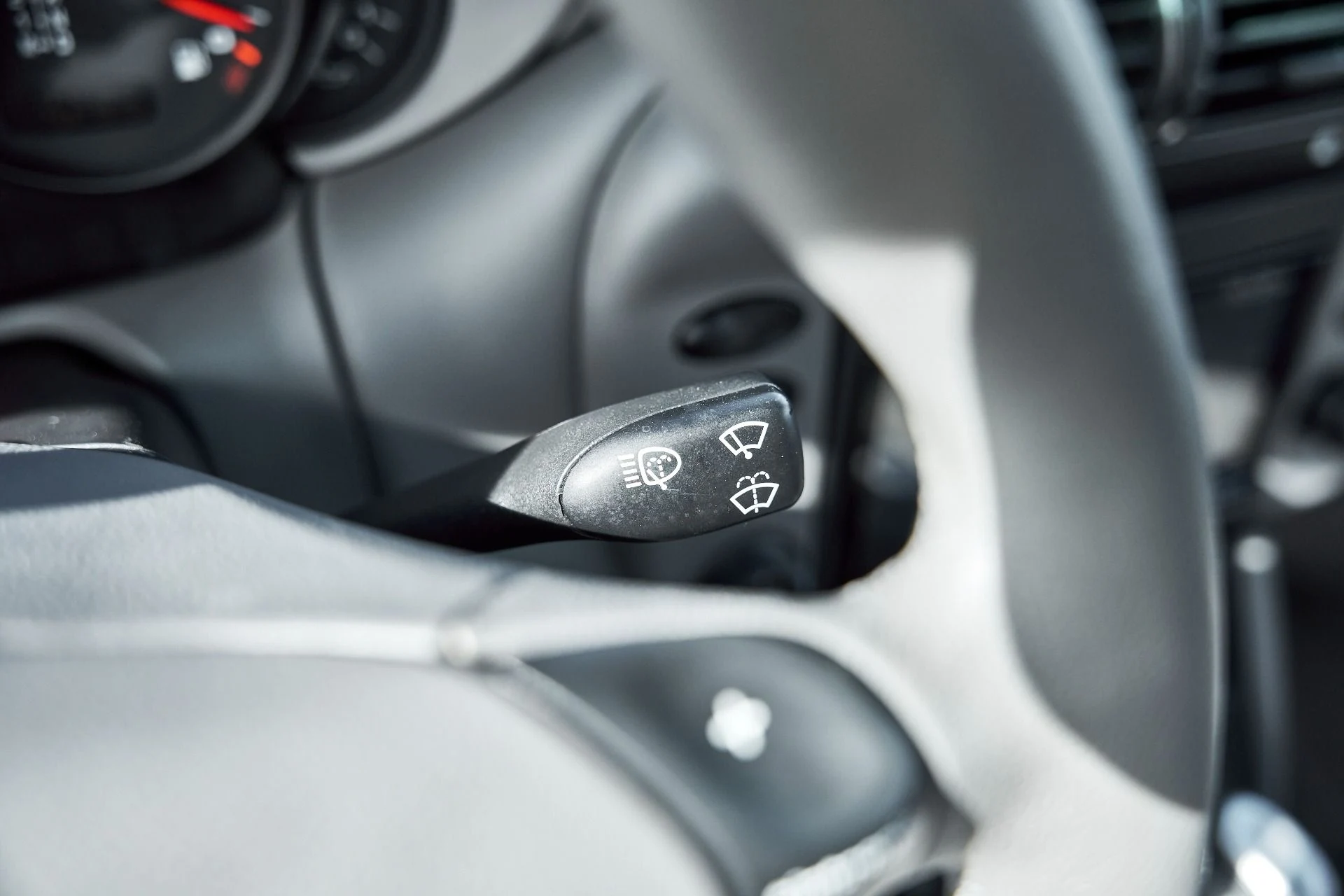 mph051_3392290839_Used_2002_Porsche_911_Carrera_1766458487_1c61a2cc3e