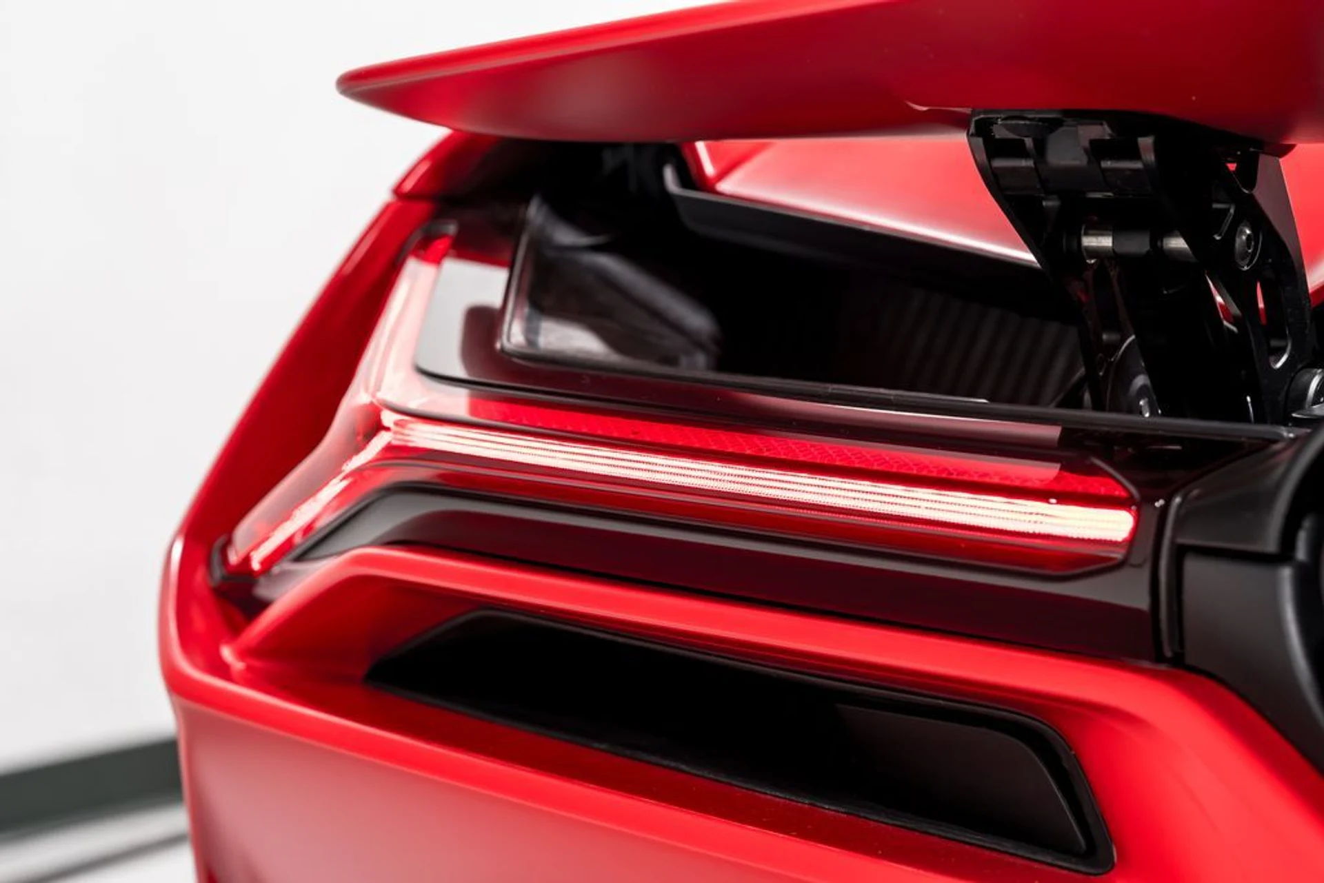 mph051_3399285449_974e454c3927177c52bce3f669e87b8dx_999f1aa6db