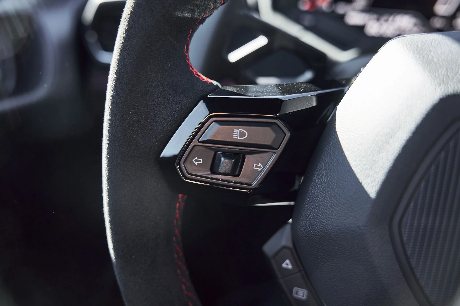 mph051_3417239364_Used_2024_Lamborghini_Huracan_STO_1768271458_e924f47f36