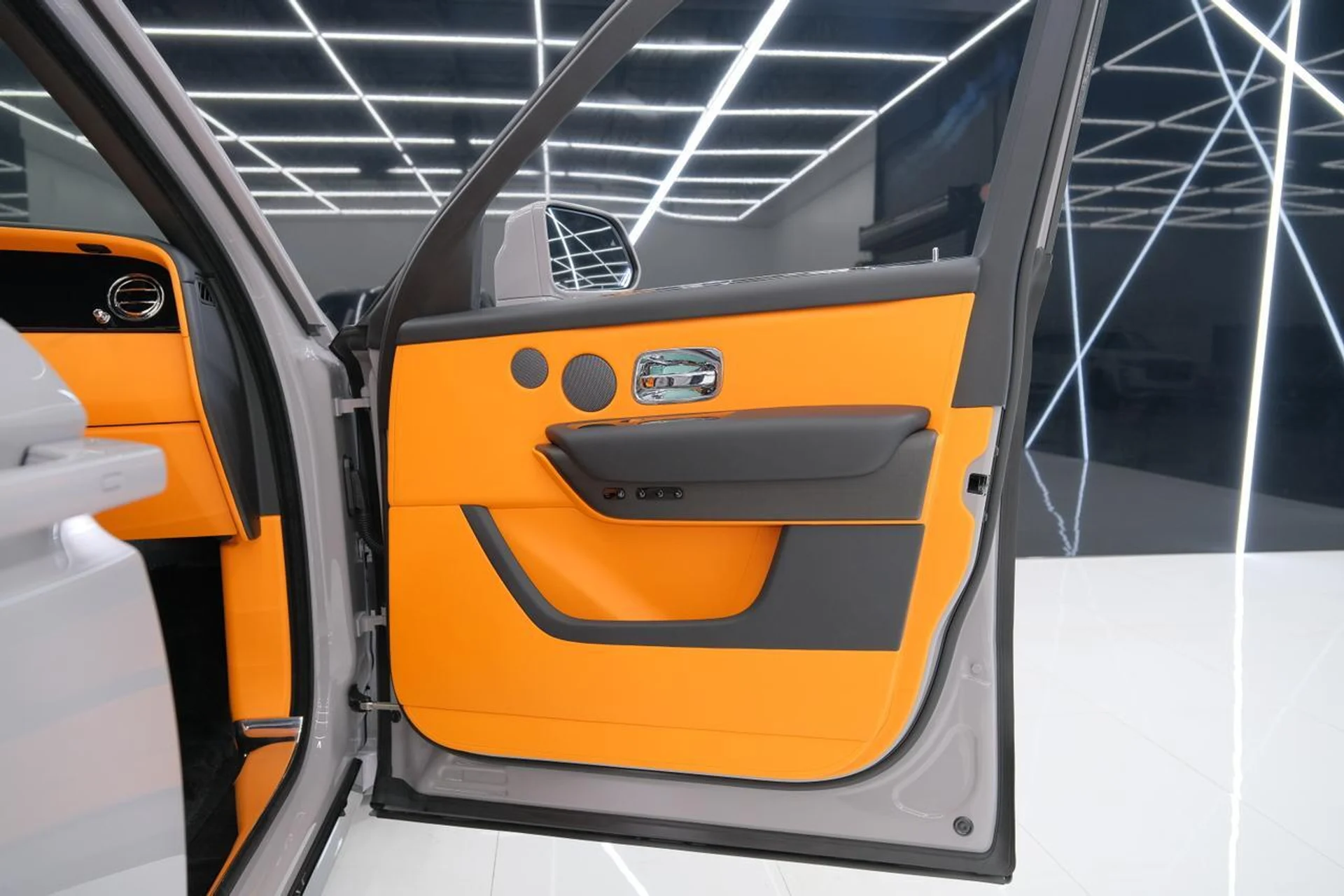 mph051_3438048102_84c772ee0bdc94c53bf3985f05f6f834_265a24bef9