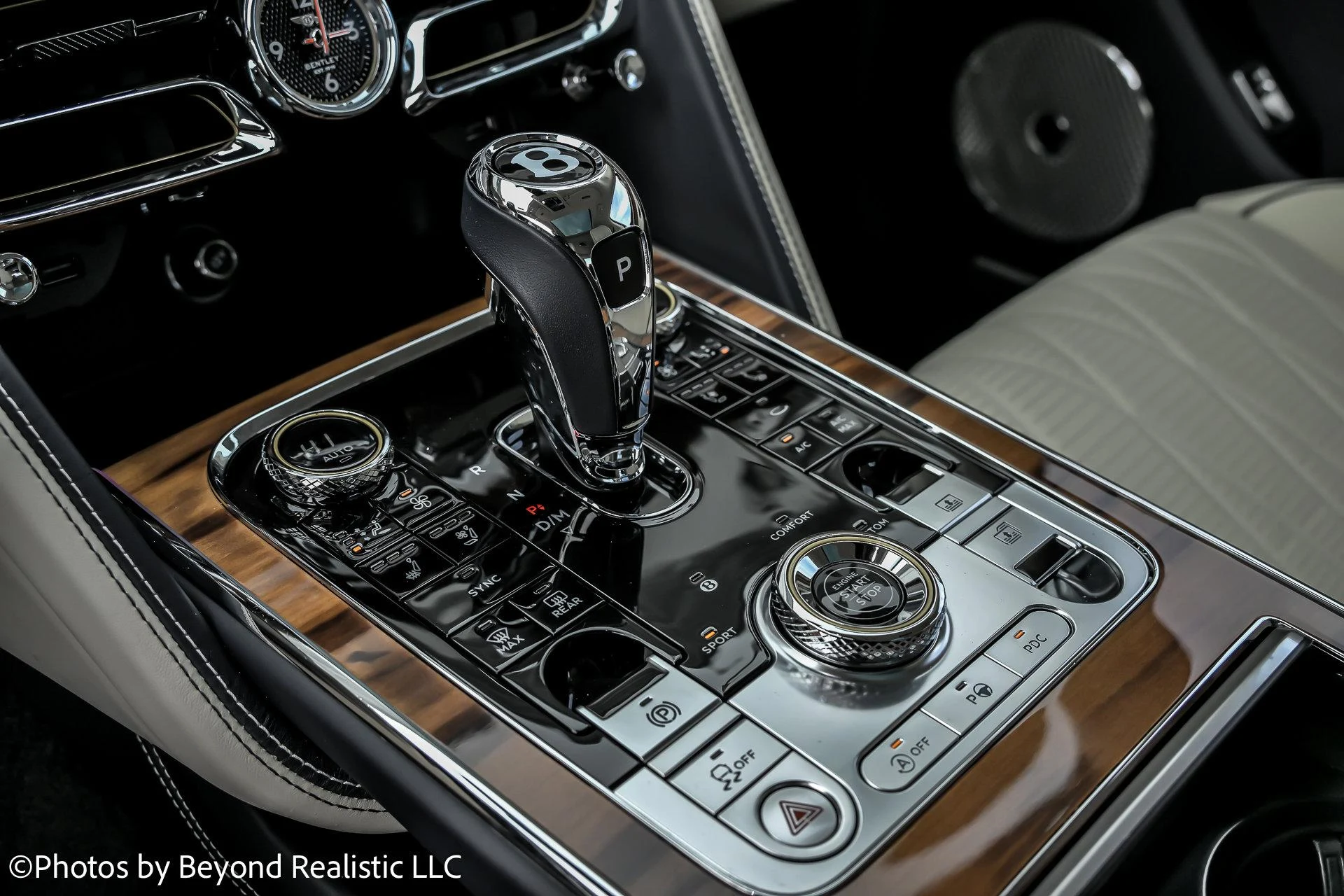 mph051_3448085090_Used_2022_Bentley_Flying_Spur_W12_1761810957_1b70a3d3f6