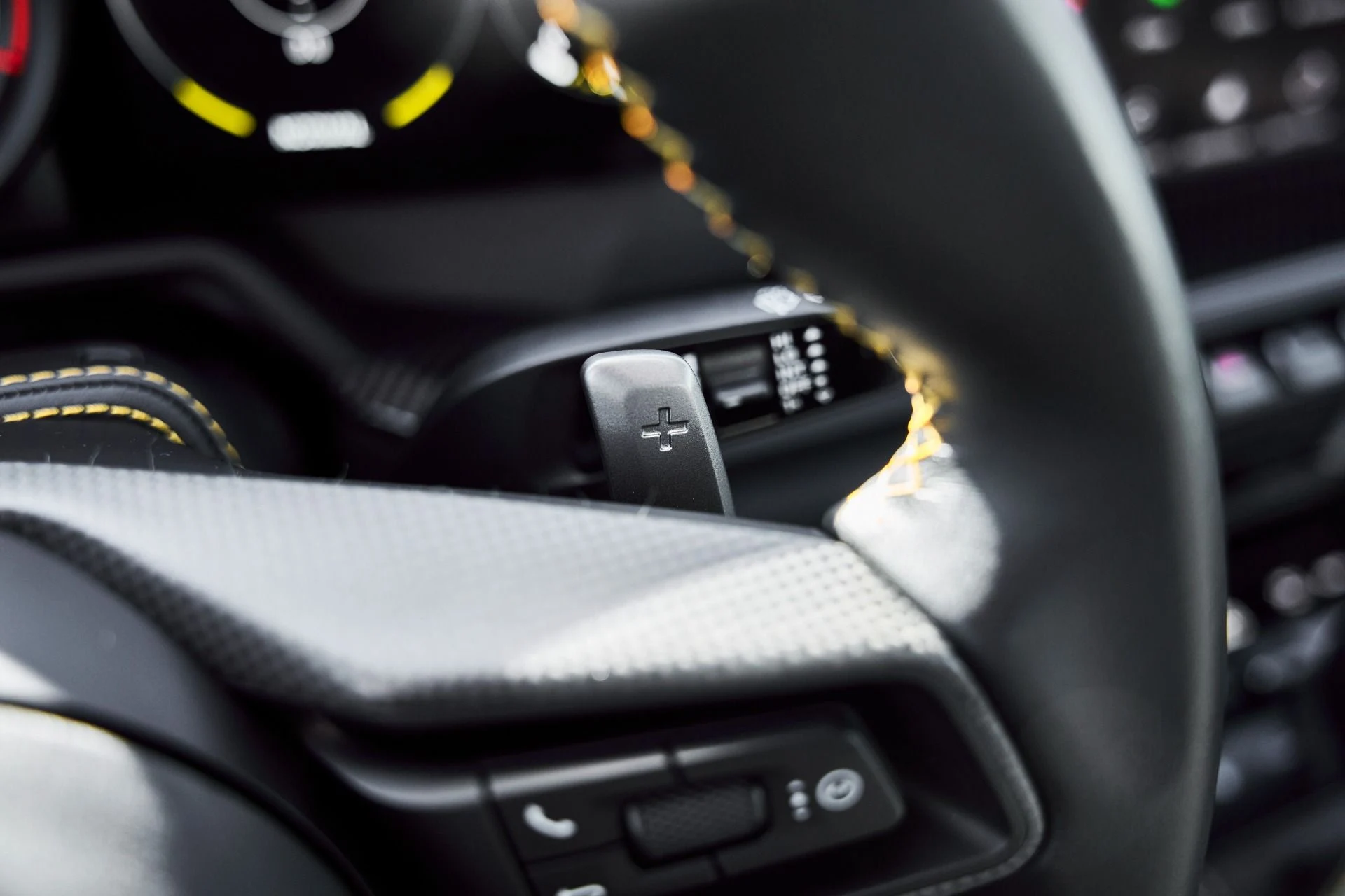 mph051_3448500311_Used_2023_Porsche_911_GT_3_1776823222_cbd72adbff