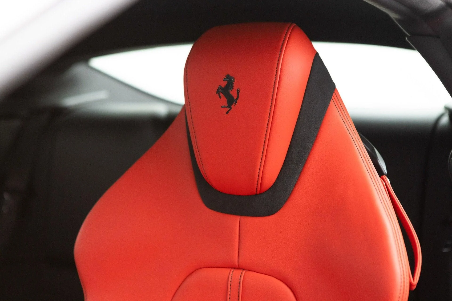 mph051_3470814111_Used_2024_Ferrari_Roma_1777368636_1691283ef4