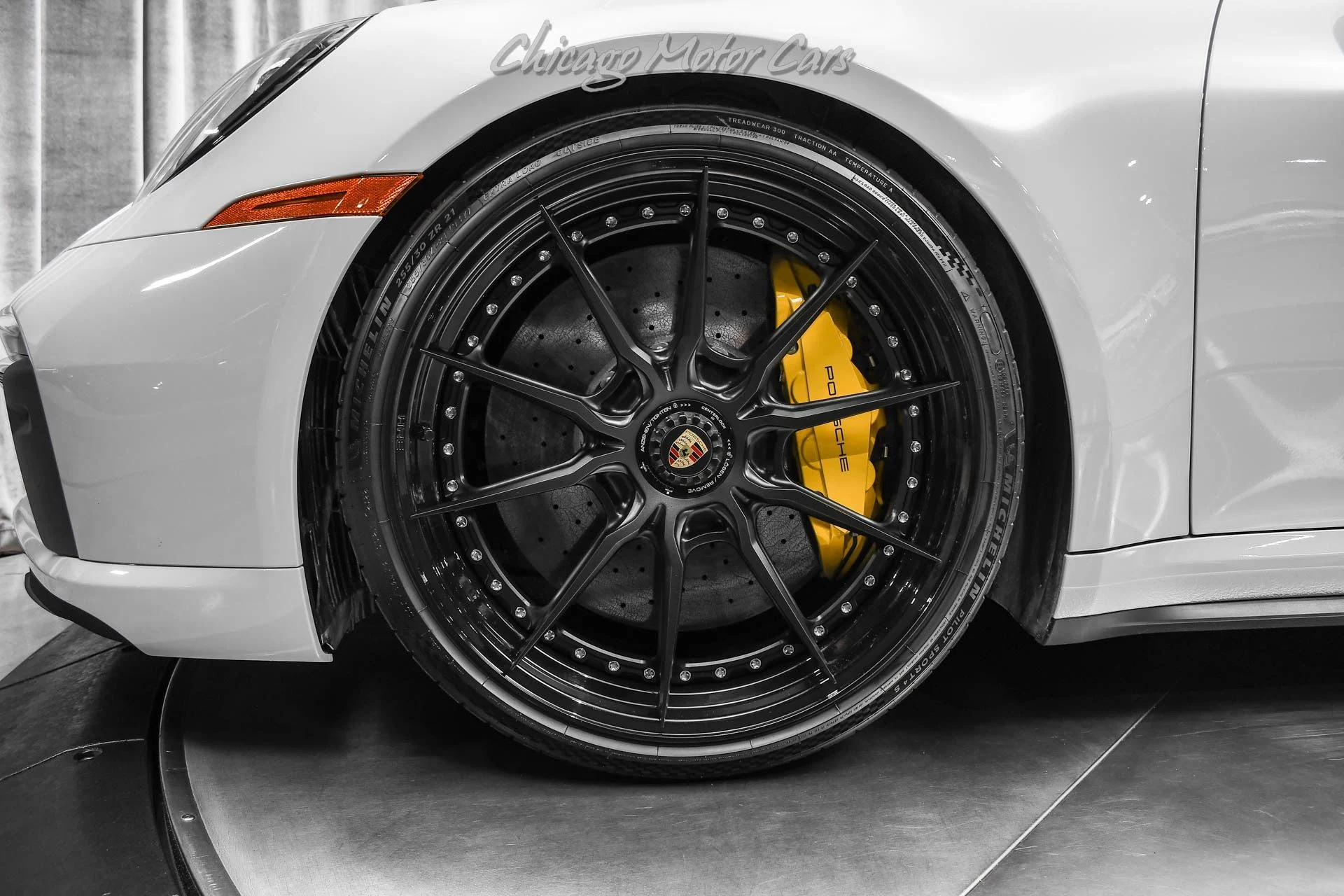 mph051_3477918600_10645_p52_l_ca66d18699