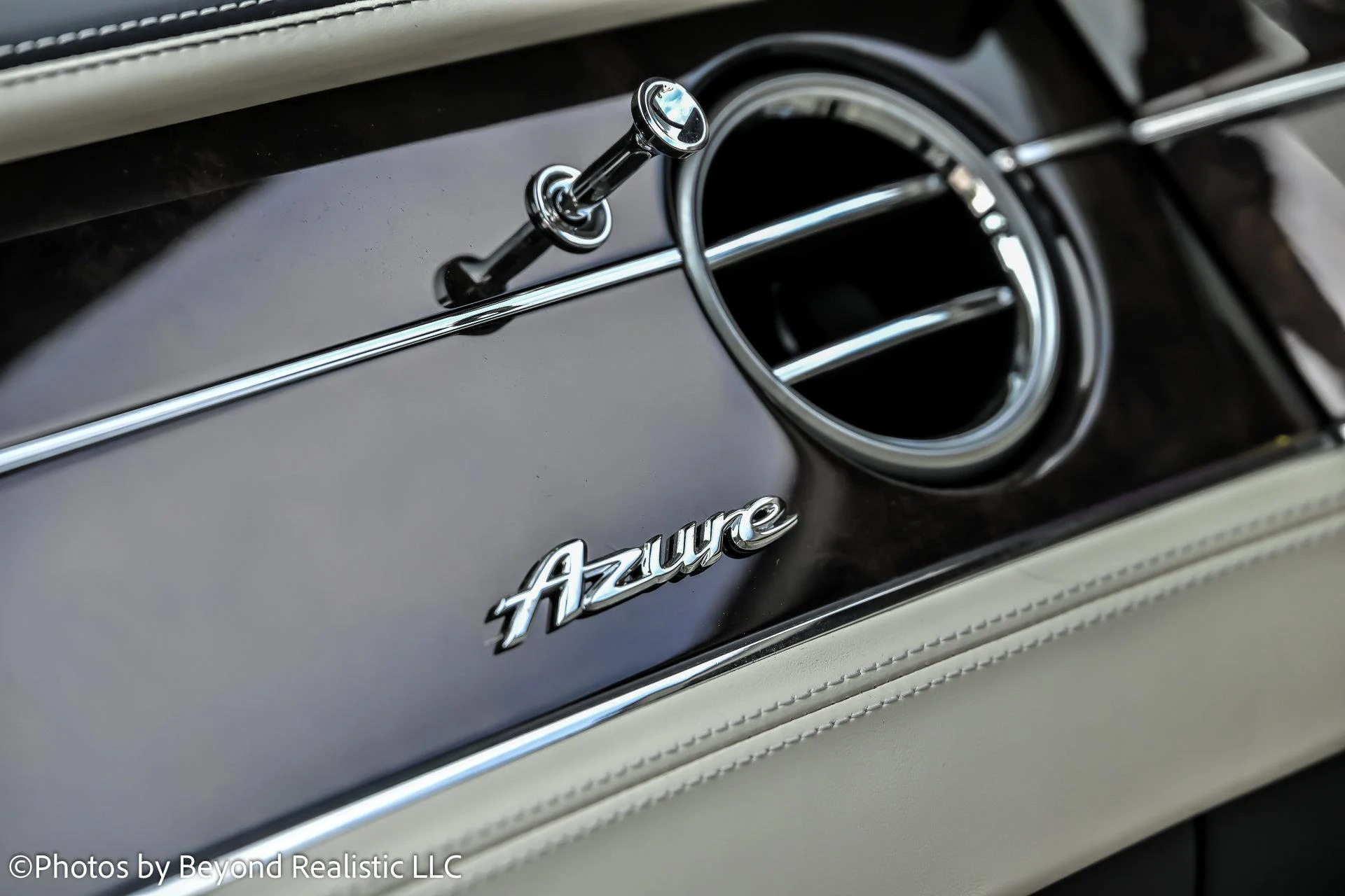 mph051_3483319719_Used_2024_Bentley_Continental_GT_Azure_Convertible_1761811020_8722fabec0