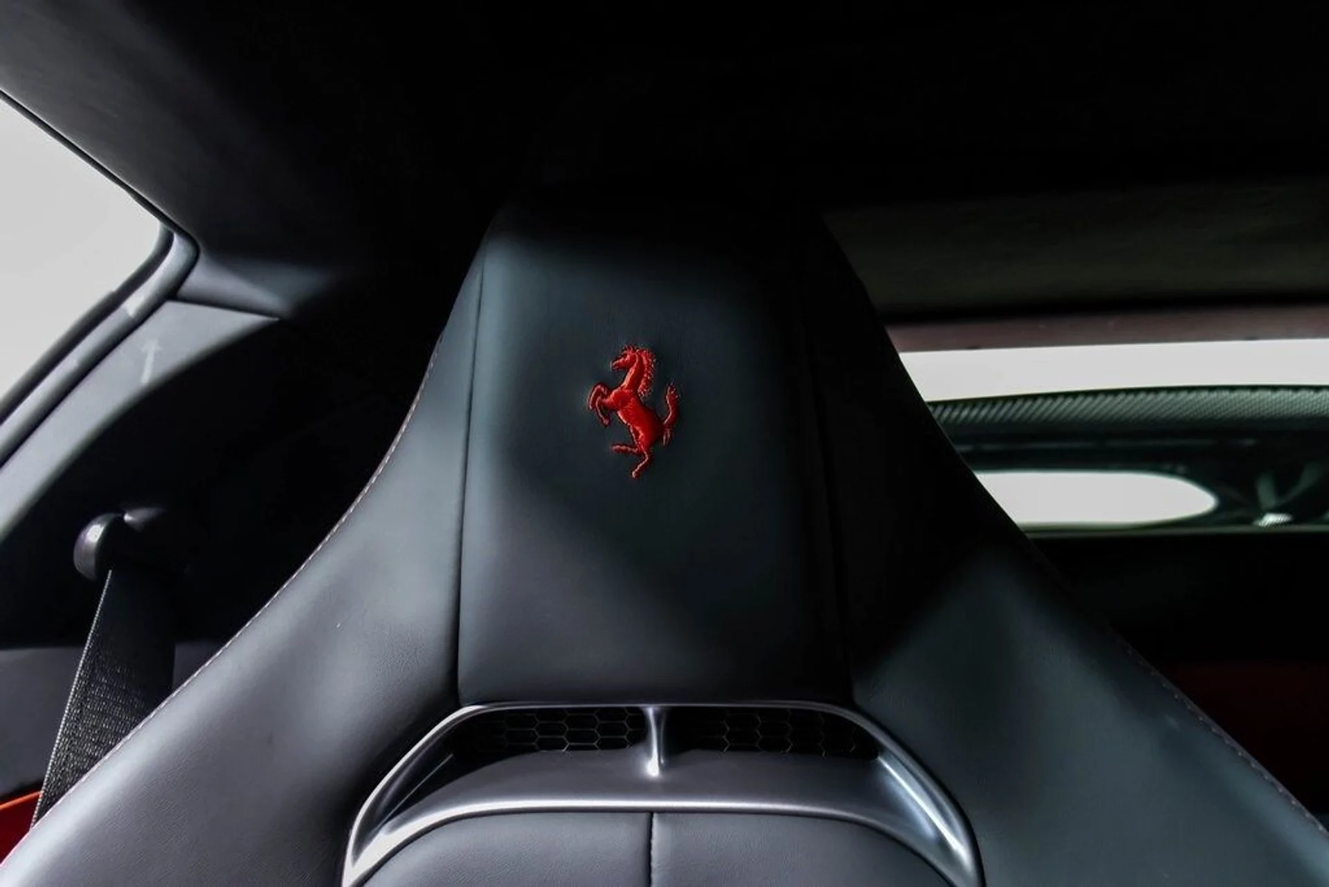 mph051_3498740363_f22047e9255fb0141a274cc6a25140eex_c0d719904a