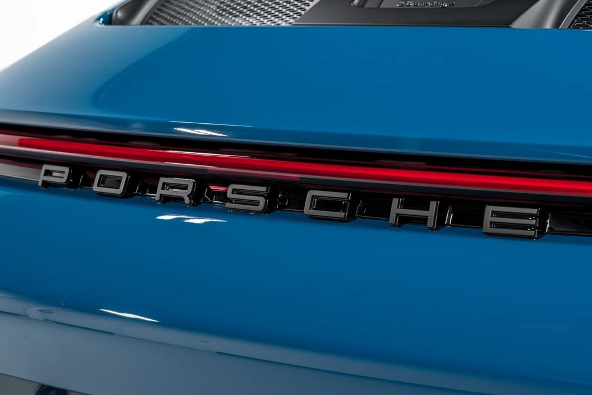 mph051_3514792481_f5c79ebe66cc9194cdf292477924cd62x_64f4ed27c7