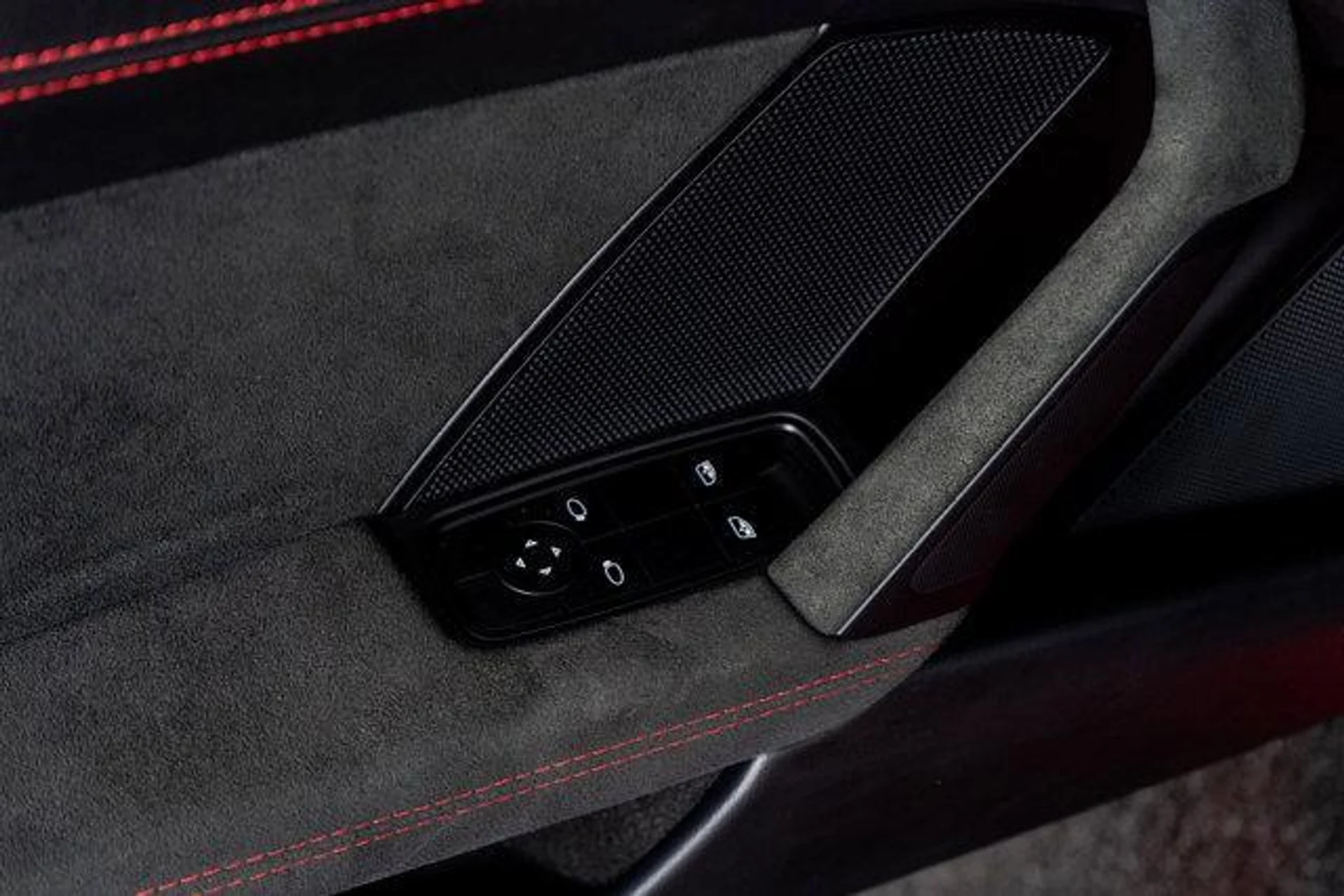 mph051_3534574132_jt_Y4px3t_Q1_INZH_Twz_EZ_Ru7_D_Wwj_Y_0faaa7981a