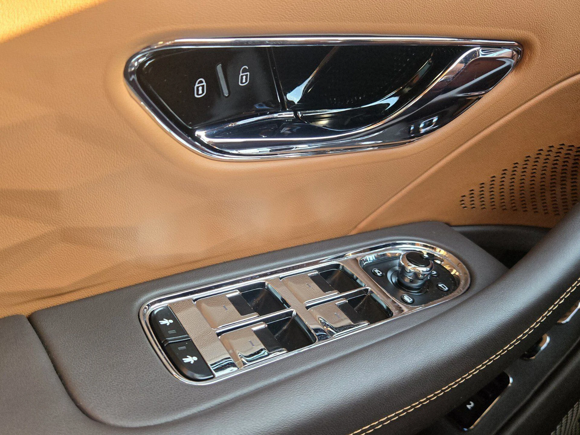 mph051_3539530438_cd68d17cbabf64f18a53b10a1f46dac8x_91f42d84fc