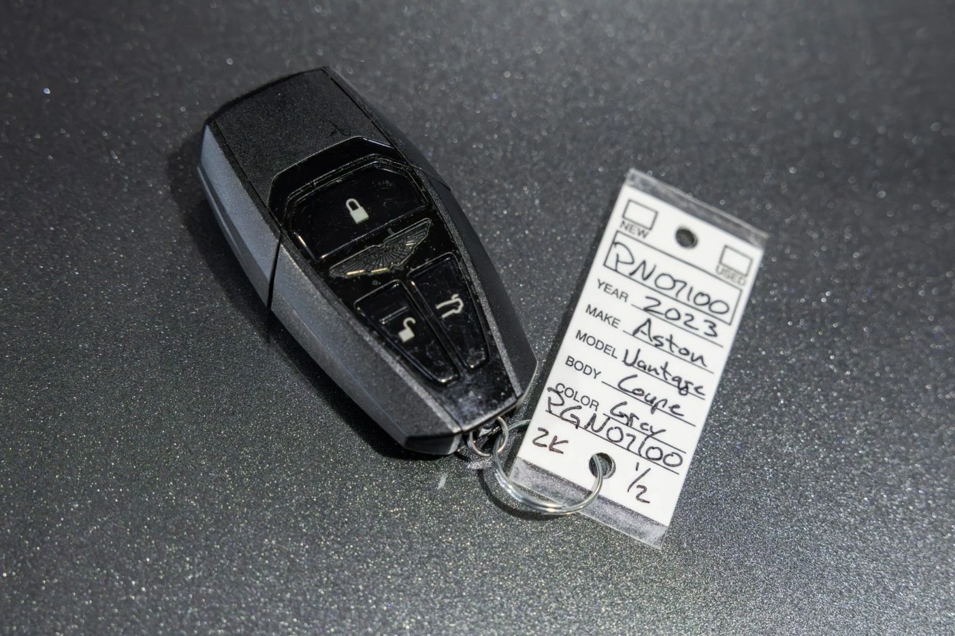 mph051_358679907_Uw_fd53093e61