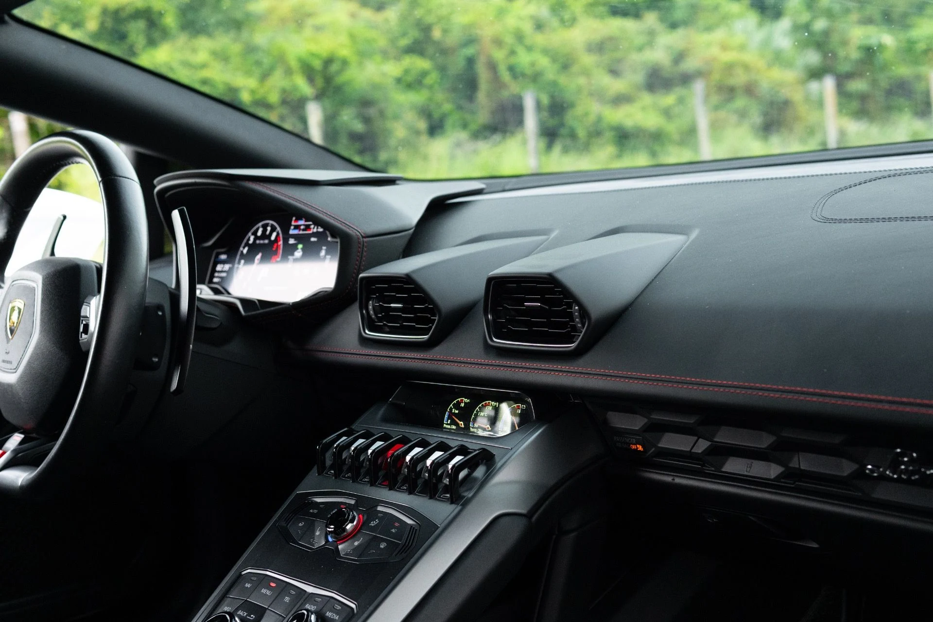 mph051_3597109730_Used_2016_Lamborghini_Huracan_LP_580_2_1778629784_6c623e7a1b