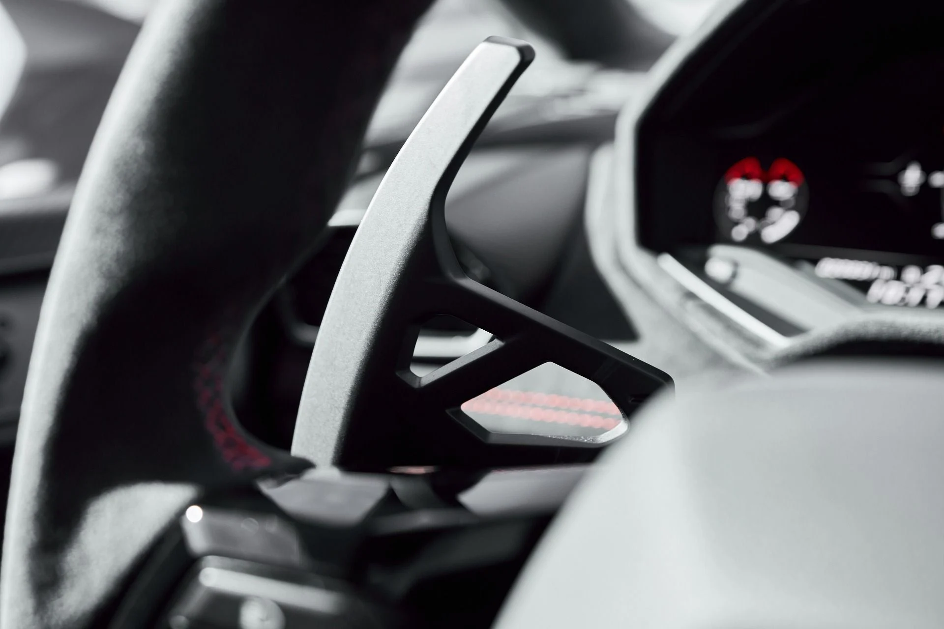 mph051_3604447553_Used_2023_Lamborghini_Huracan_Base_1764123630_4728570c31