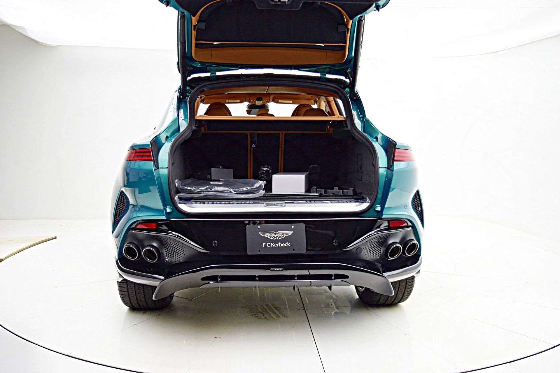 mph051_3604574867_New_2025_Aston_Martin_DBX_707_2b638ee699