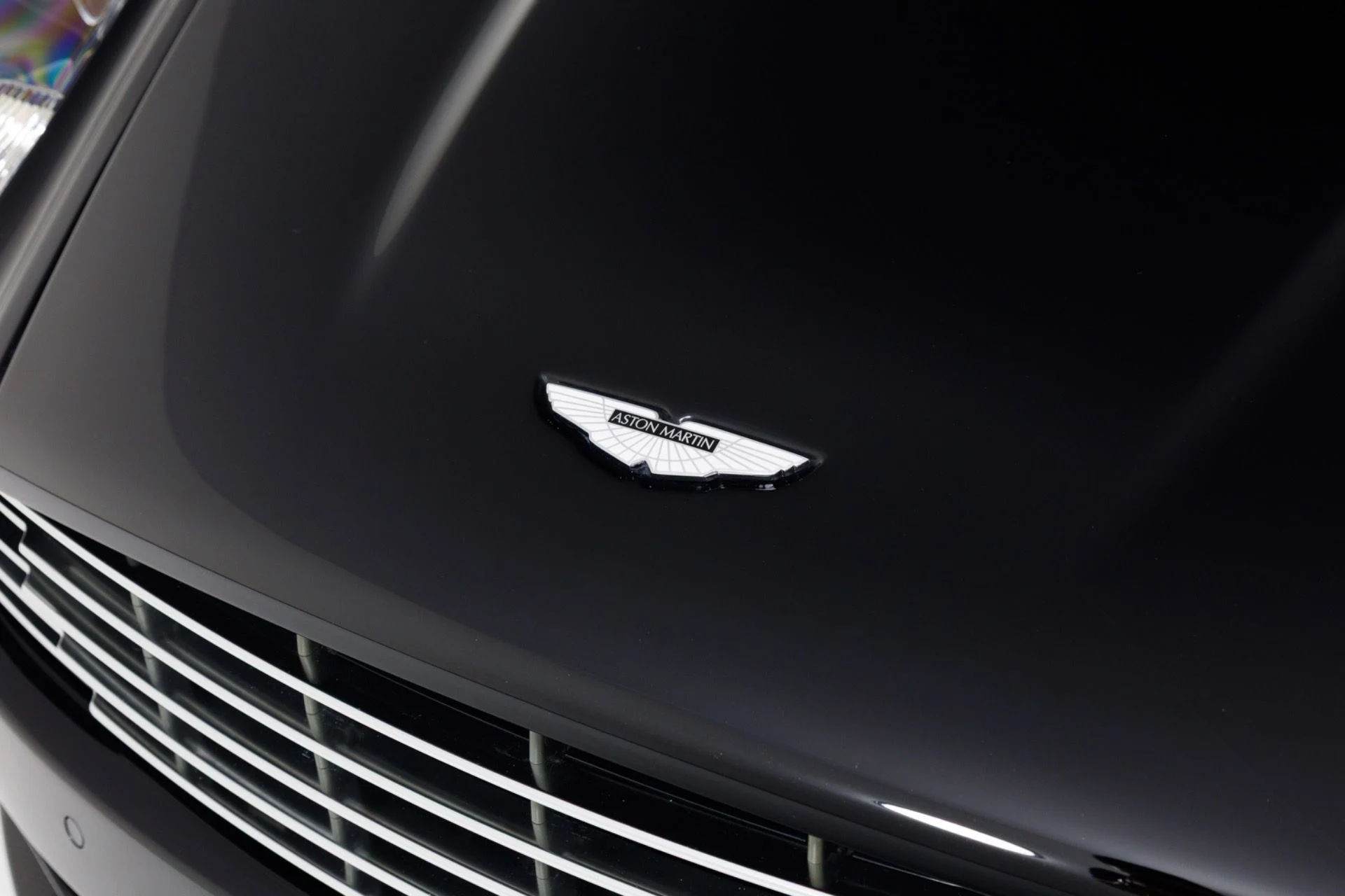 mph051_3625346513_Used_2009_Aston_Martin_DBS_1778627776_8375bc97b2