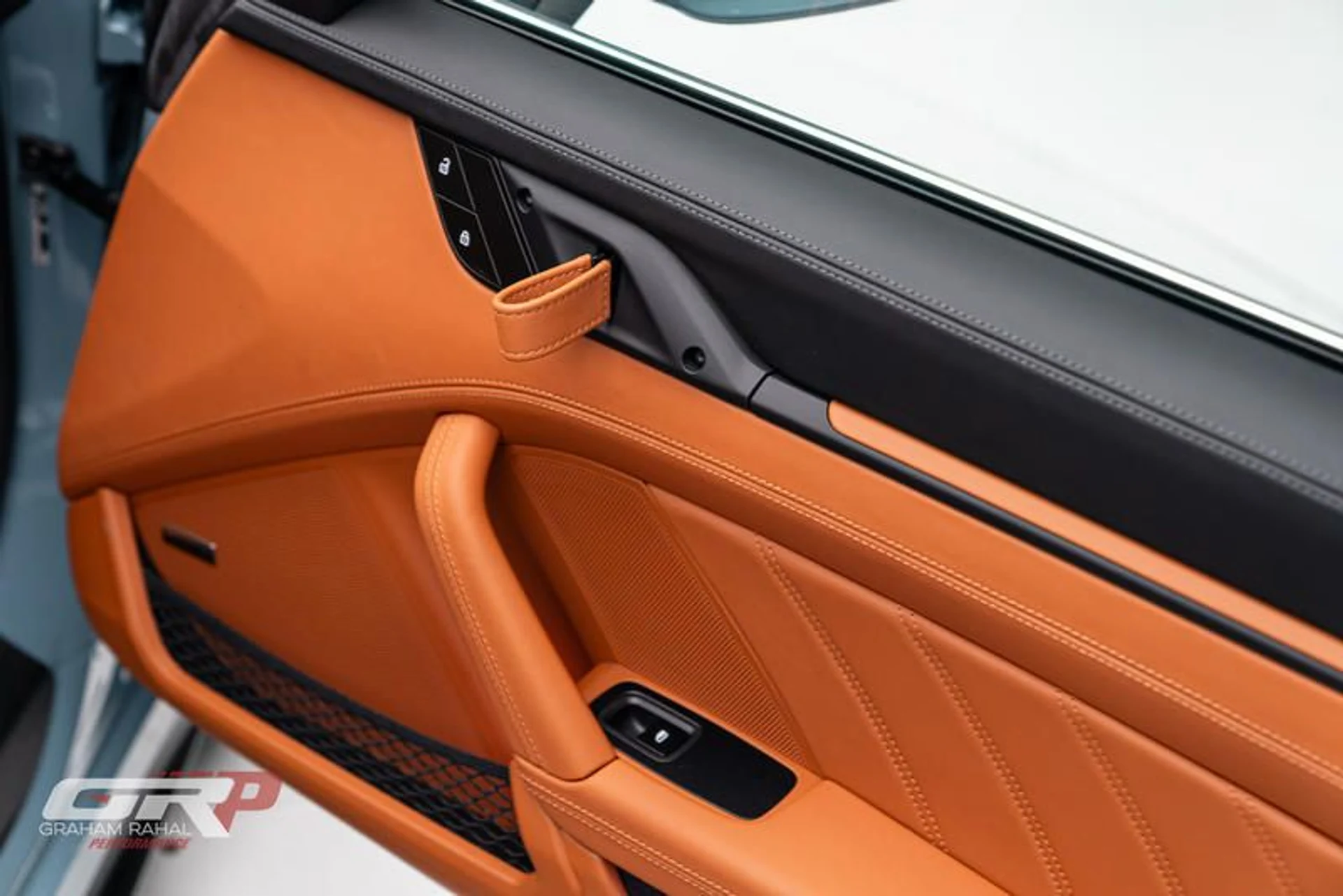 mph051_3659905654_3399_CFE_9_E3_CC_49_B7_9_E41_AB_0_D9411_EECF_e9d7d8f594