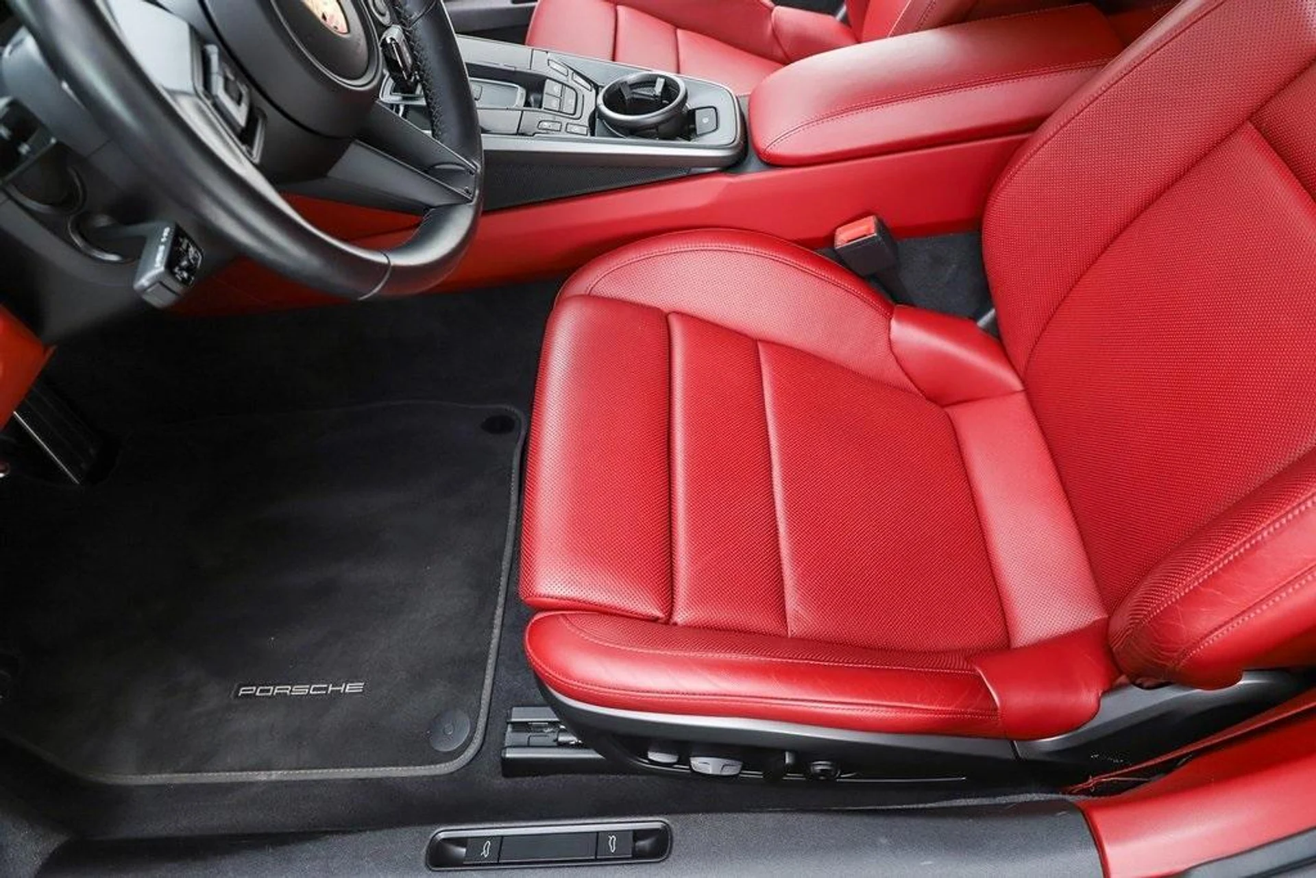 mph051_3675287763_3_N_Xq_Rn_Mc_Bs8_R1_ESDQN_a_Nv_Tm_V3_Y_d3f8ba0d05