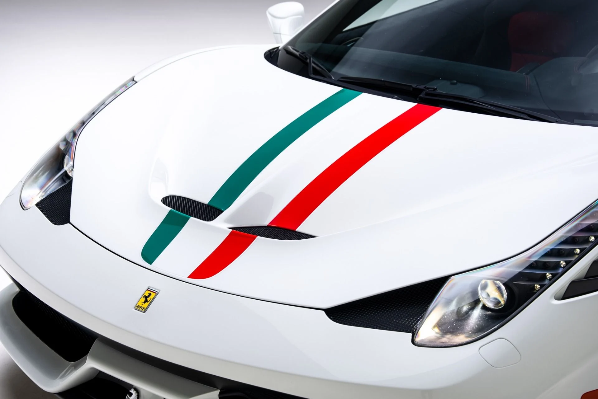 mph051_3684584363_Used_2015_Ferrari_458_Speciale_1770668435_b7506f46d5