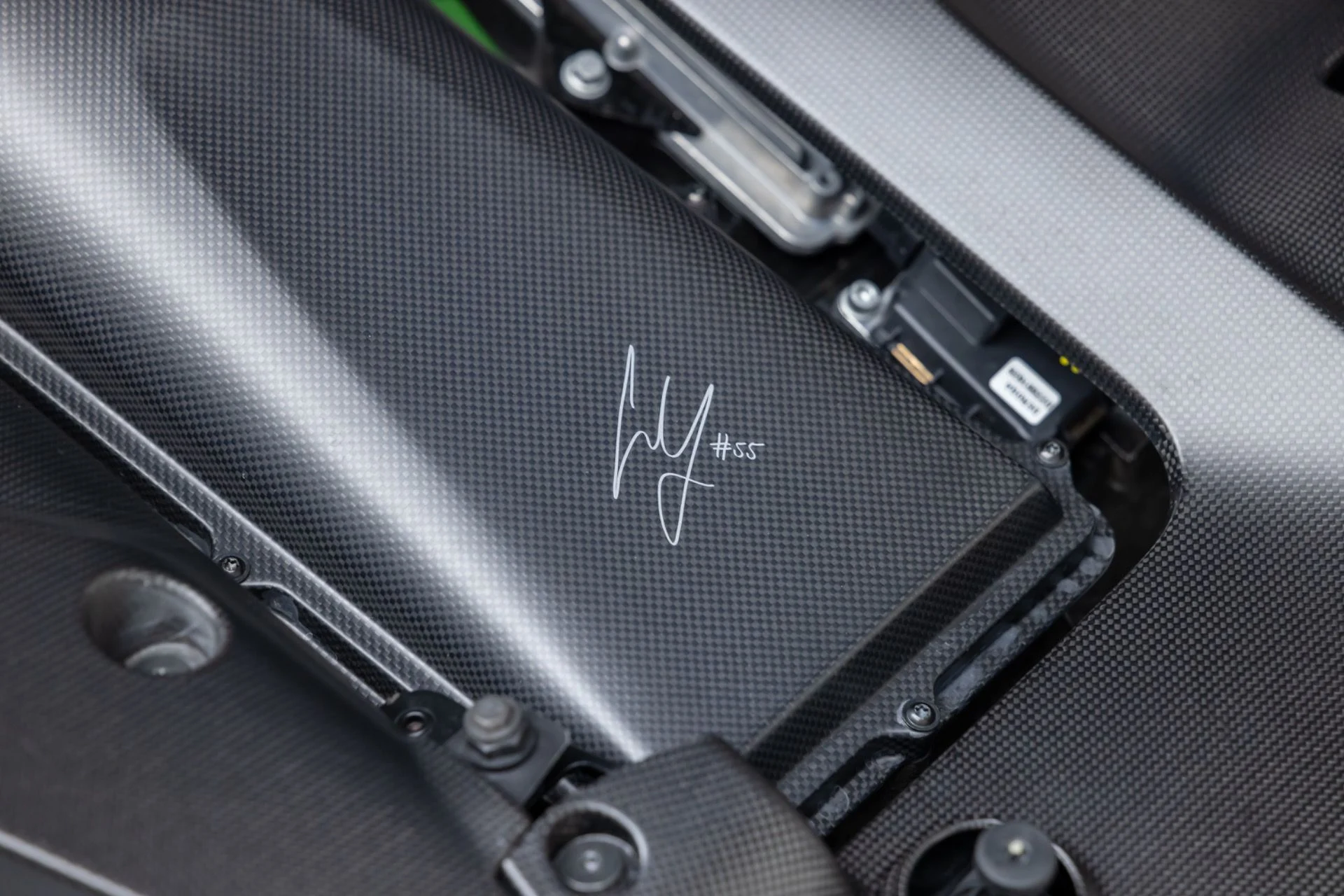 mph051_3686330897_13437_p52_l_6887739efe