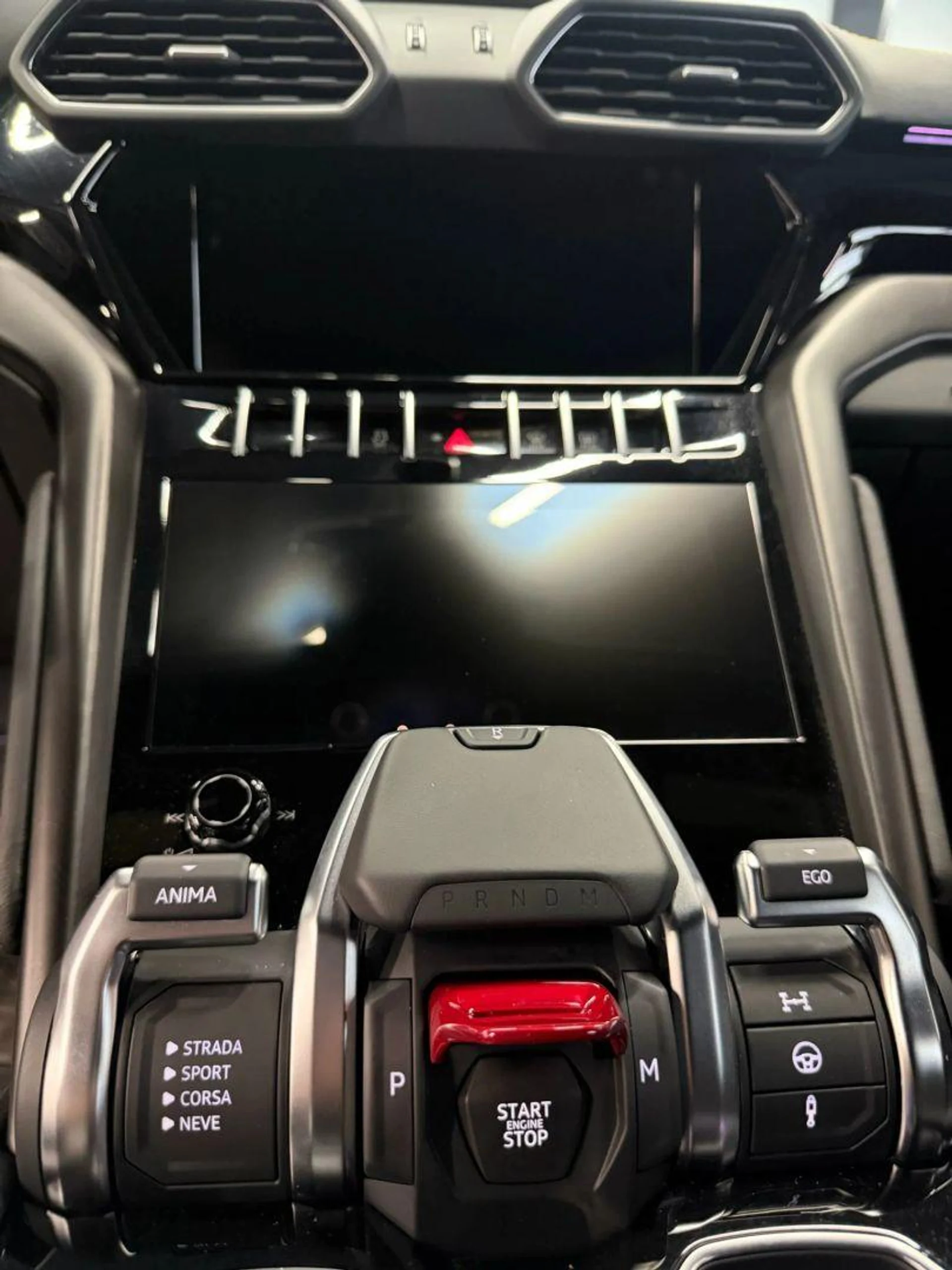 mph051_3687594042_Used_2022_Lamborghini_Urus_Sport_Utility_4_D_1784762941_7a885dc56d