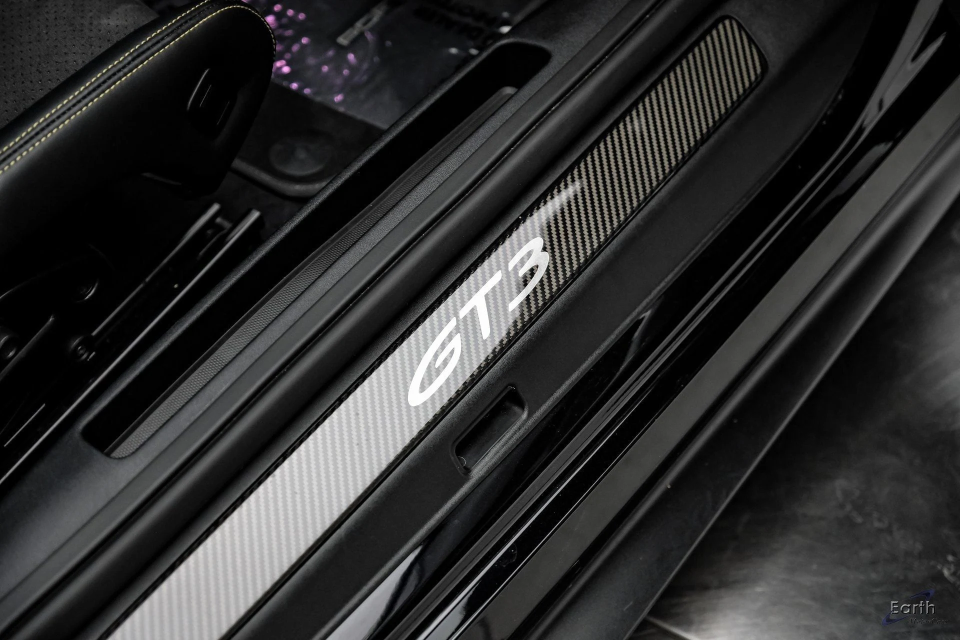 mph051_3691464640_3a30b029738097c4549b41b737a2554ax_d543e38015