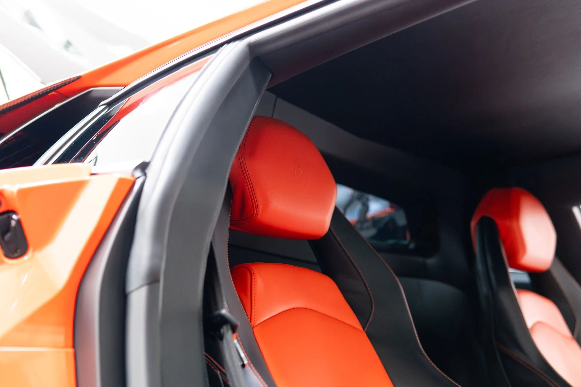 mph051_3800787758_Used_2012_Lamborghini_Aventador_LP_700_4_1769493534_9e2ecbde07