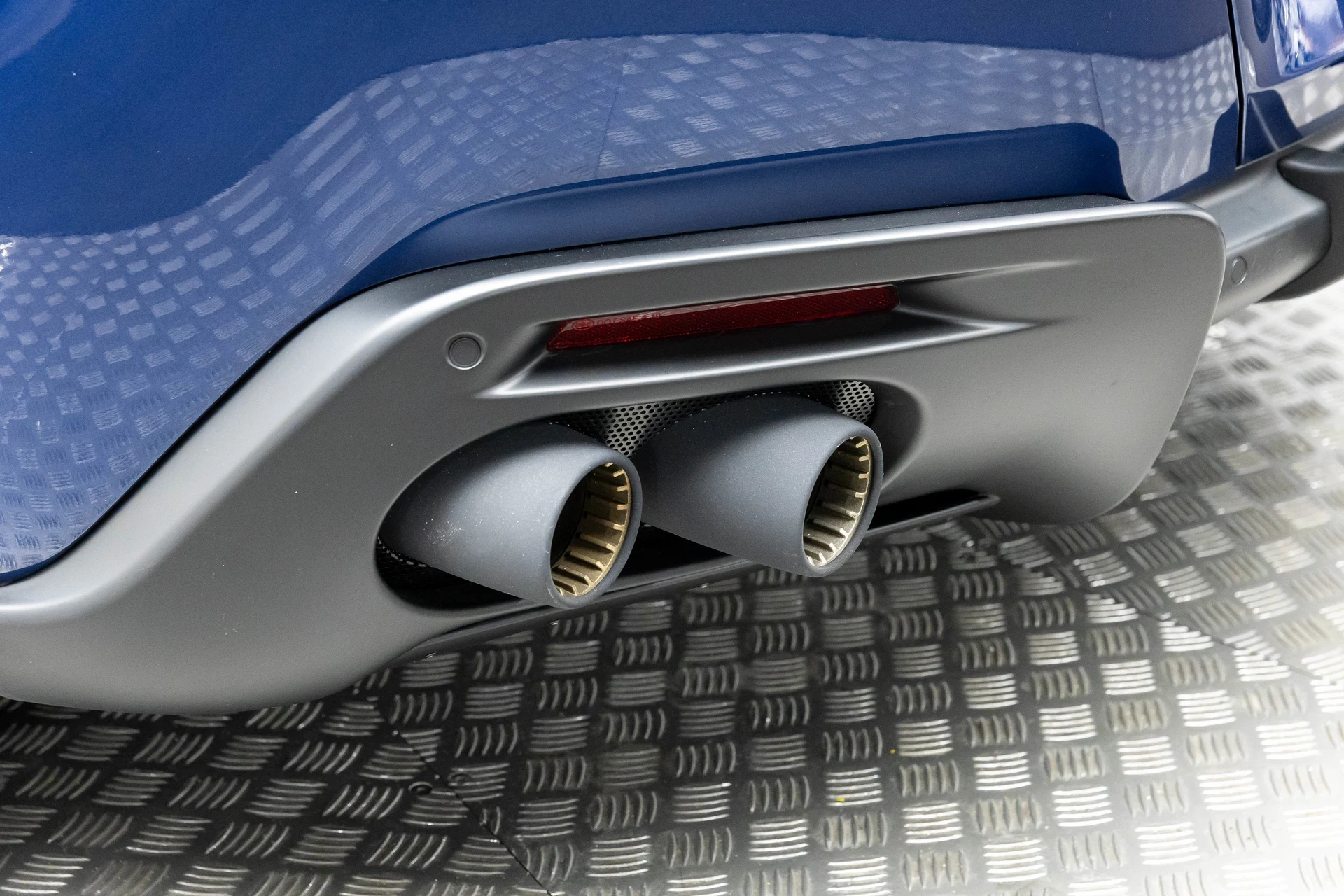 mph051_3817559488_1456f79570454b2e97a4c40b14fbcb88_23173e5b21