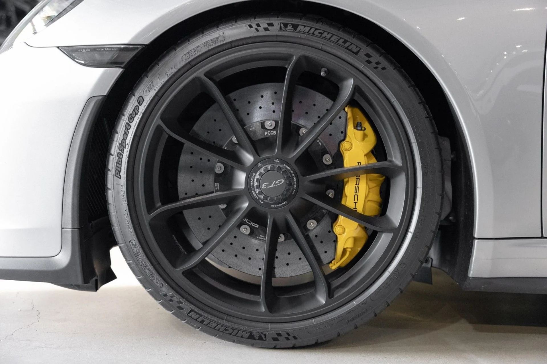 mph051_3818144459_KA_a4f88e8536