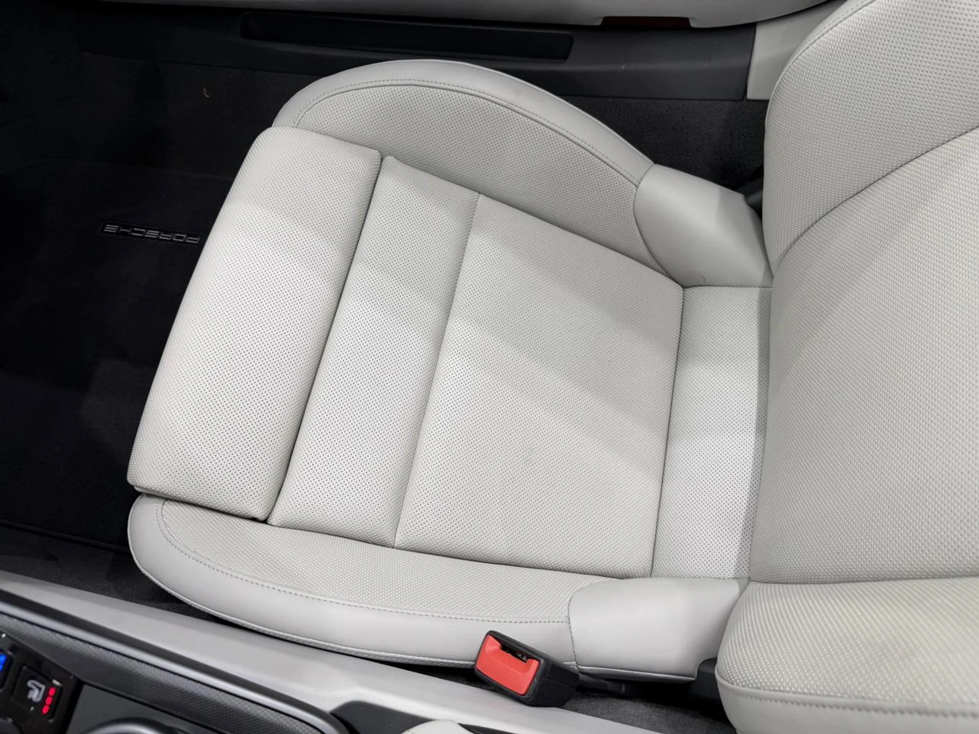 mph051_3827720342_ac627161932f1392a3a83fd29d783c3b_2d20561c73