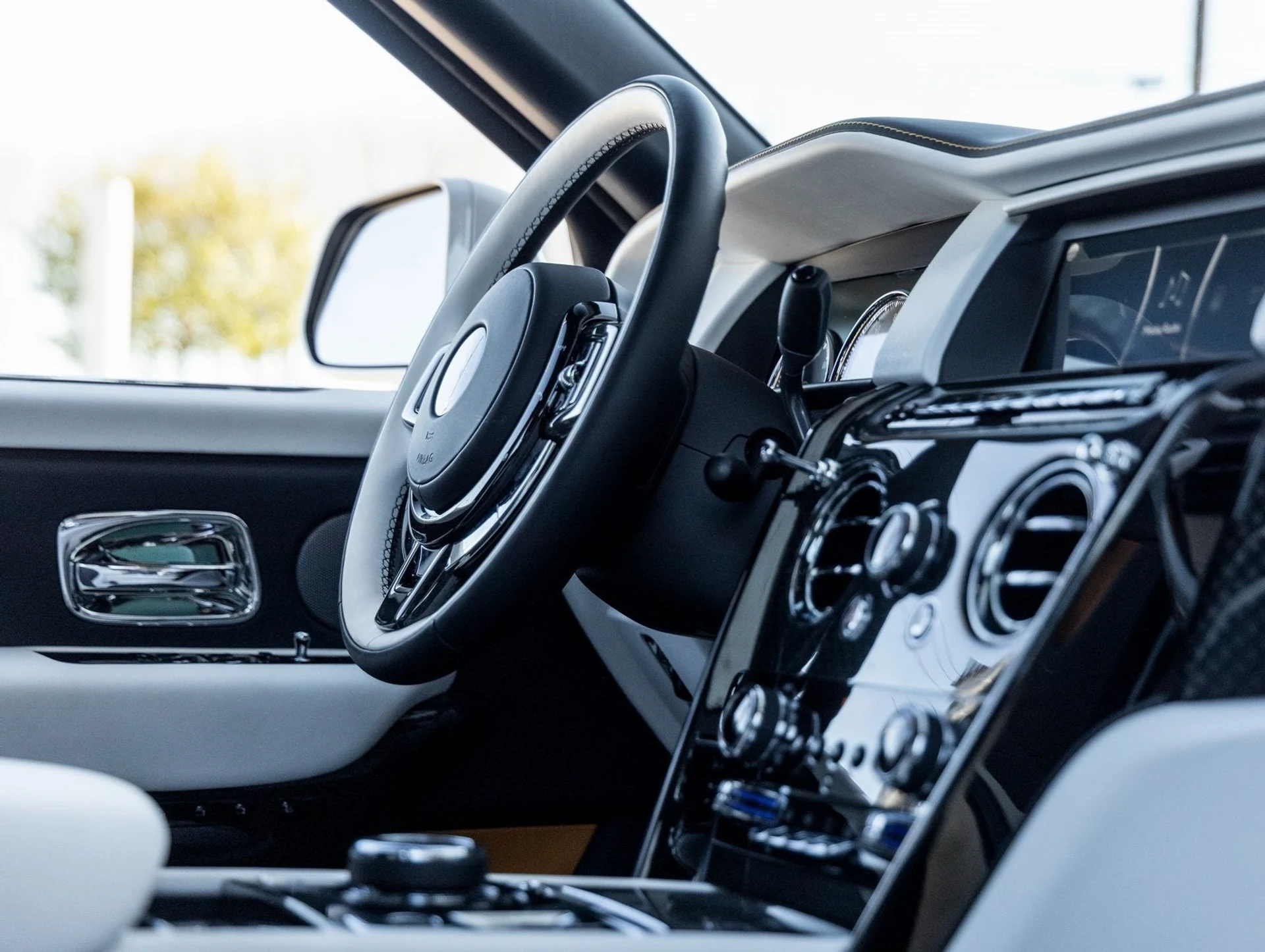 mph051_383496593_52_32183cd8a2