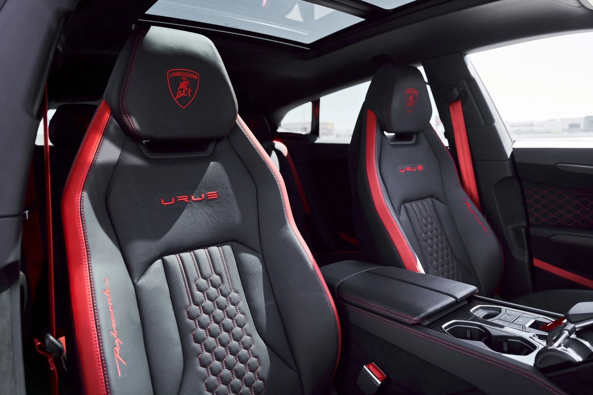 mph051_384686179_Used_2024_Lamborghini_Urus_Performante_1773968313_08defda3d9