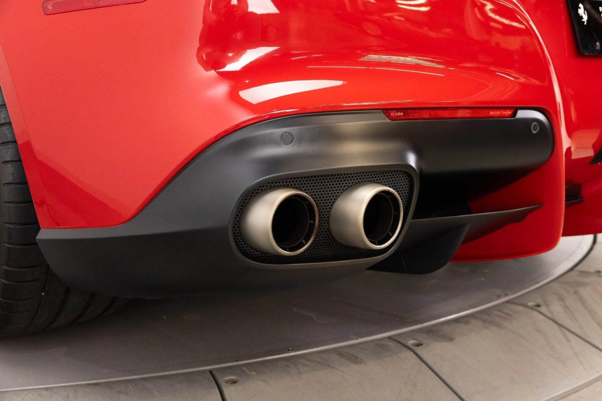 mph051_3853145727_Used_2017_Ferrari_F12berlinetta_1787147117_bf70f1b035