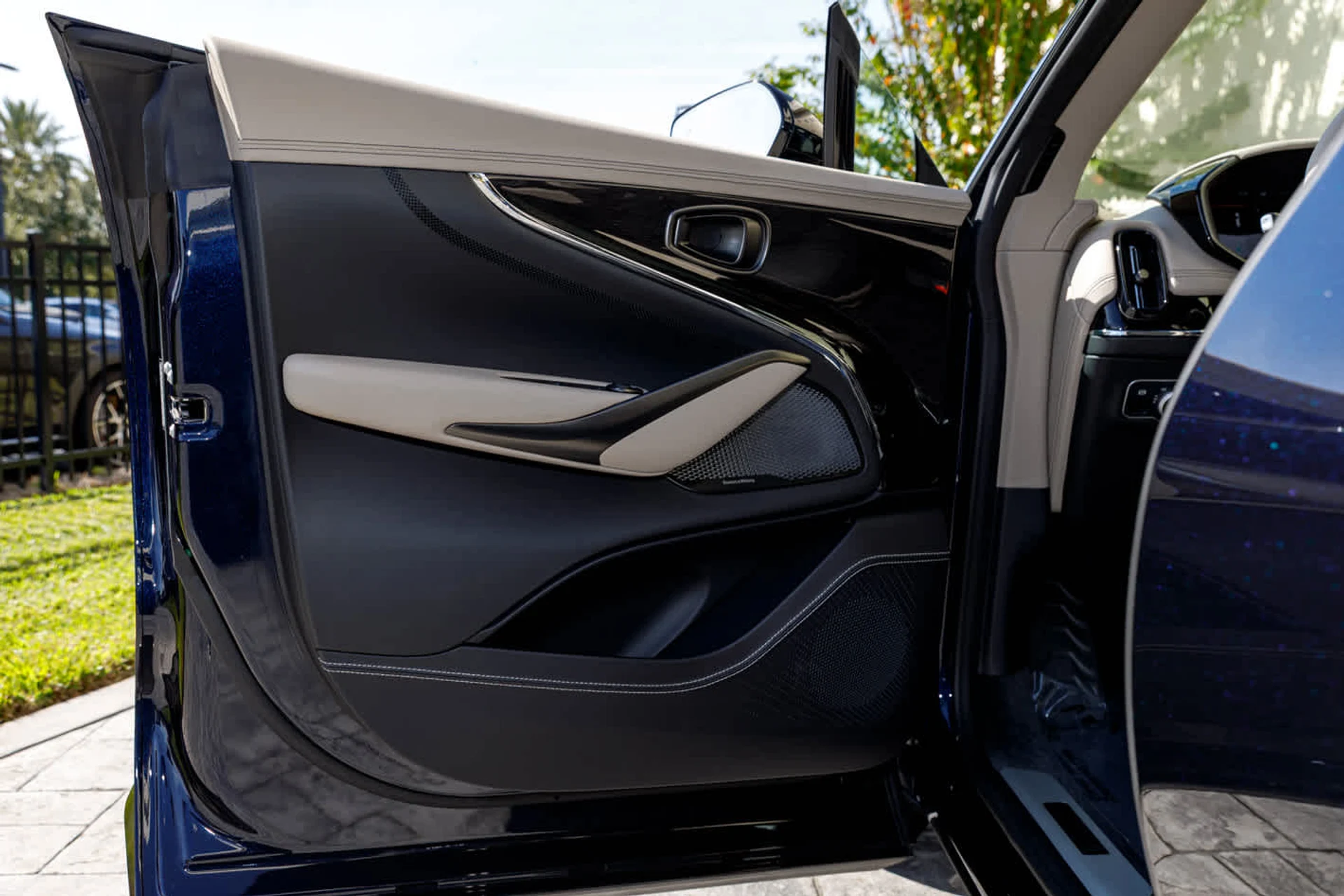 mph051_3879802507_52_9c3e254e18