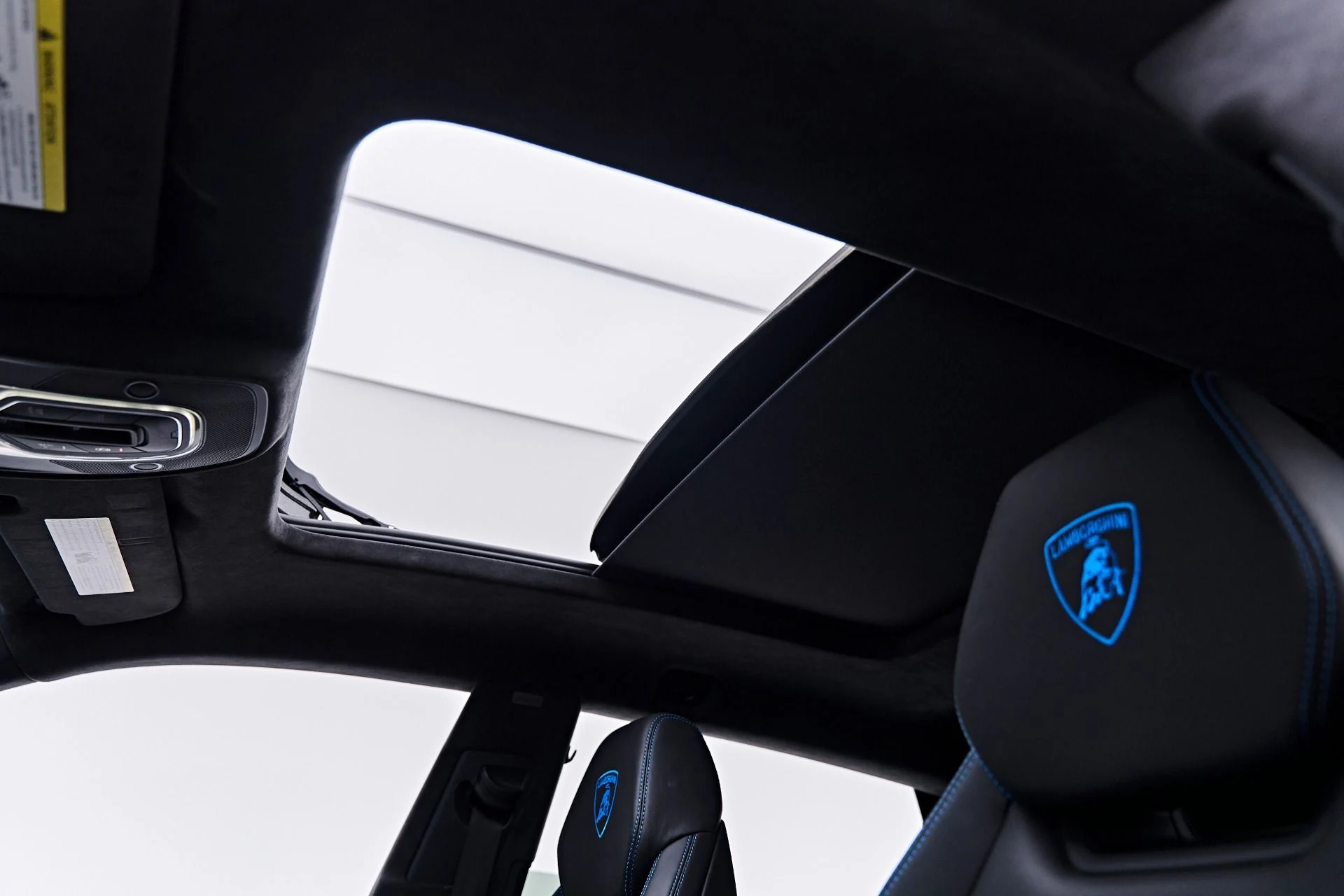 mph051_3954027196_Used_2020_Lamborghini_Urus_Base_1790959124_c816296485