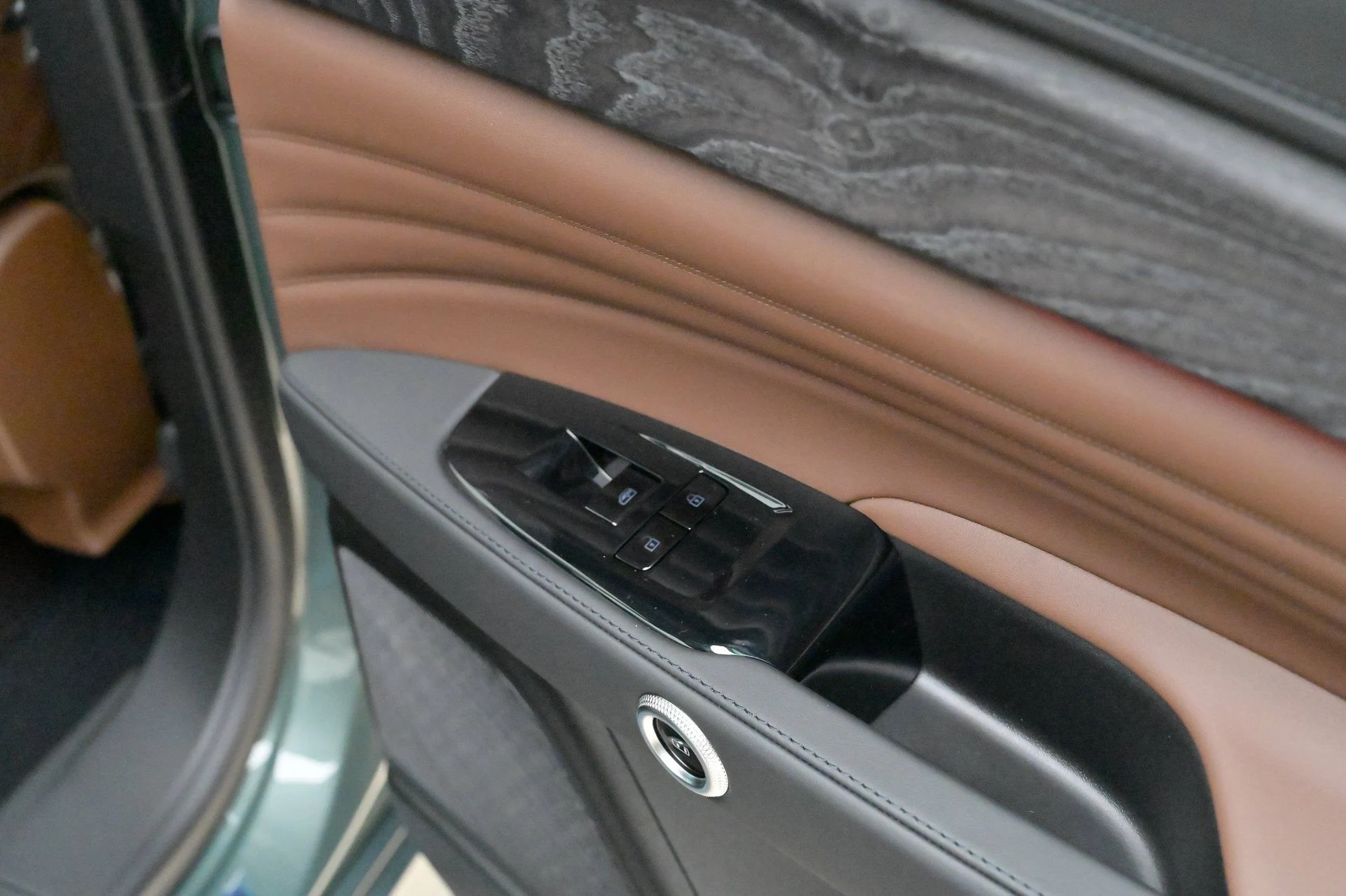 mph051_3962963150_49c94b4fb9e247bca5ffd905b7cb7292_e527540f9f