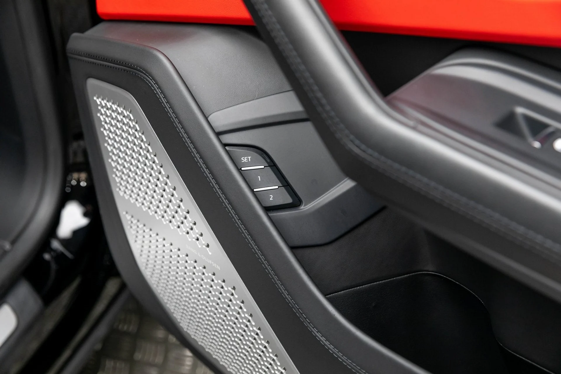 mph051_3966223957_52_80a6f939f3