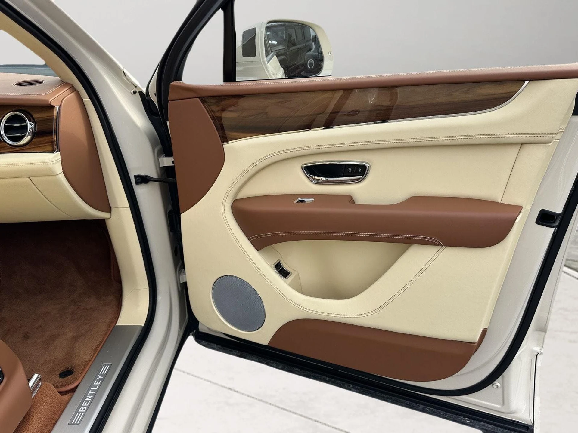 mph051_399737425_bce660d3c950bc102e6e9f29aaeffea0_9fe3a08510