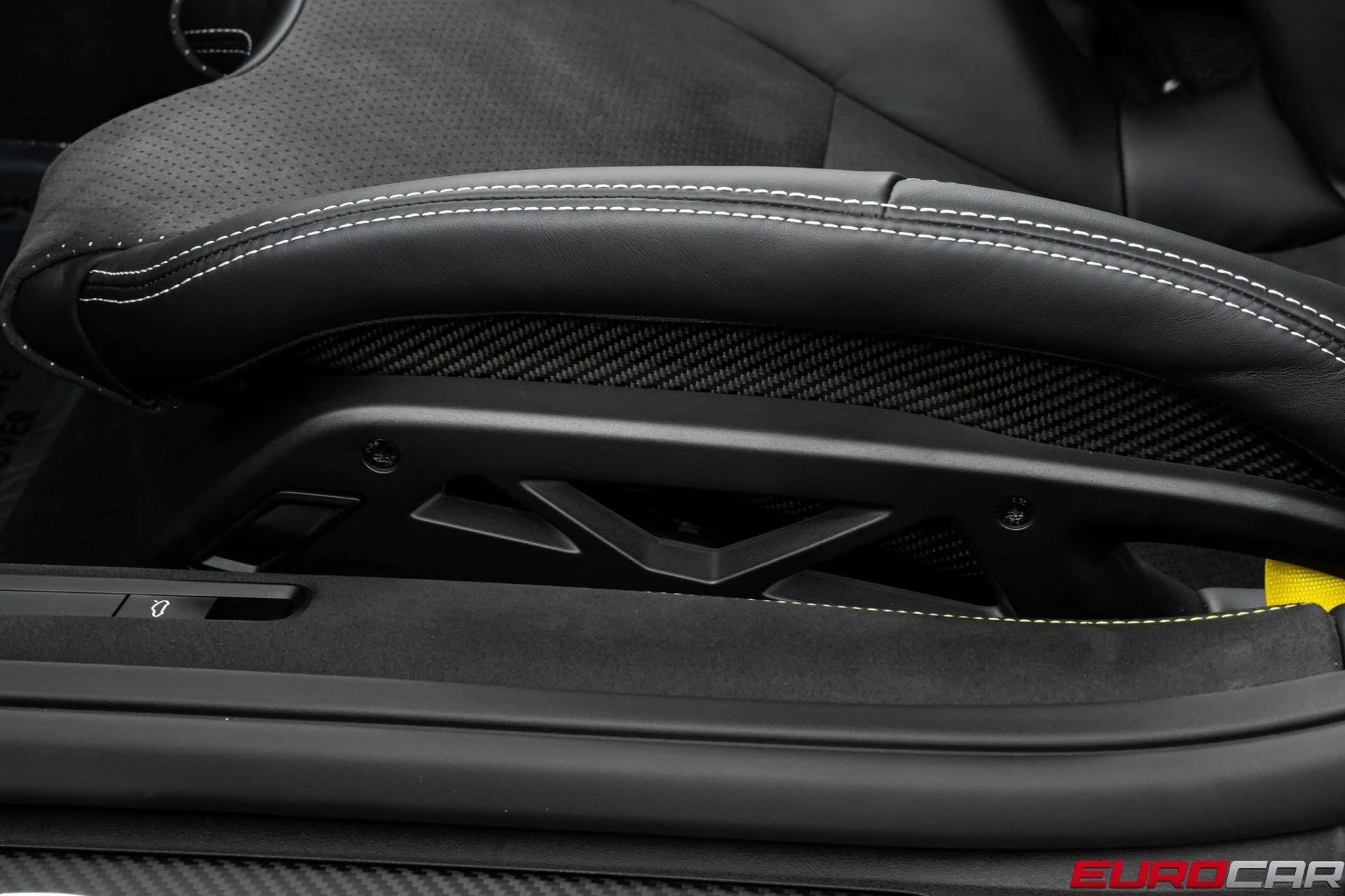 mph051_4007053557_image_52_a8b2a40d56