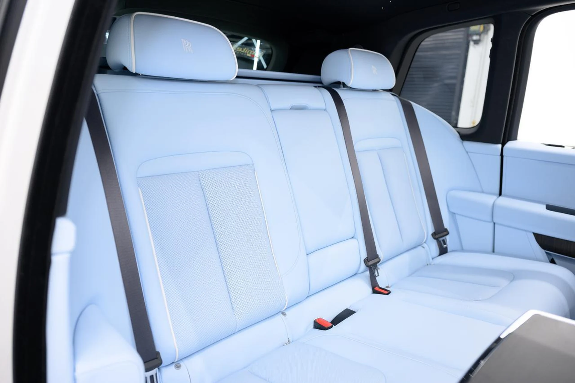 mph051_4010253348_202fd5bb444a2360183e4eed64deed08_ffc9a75363