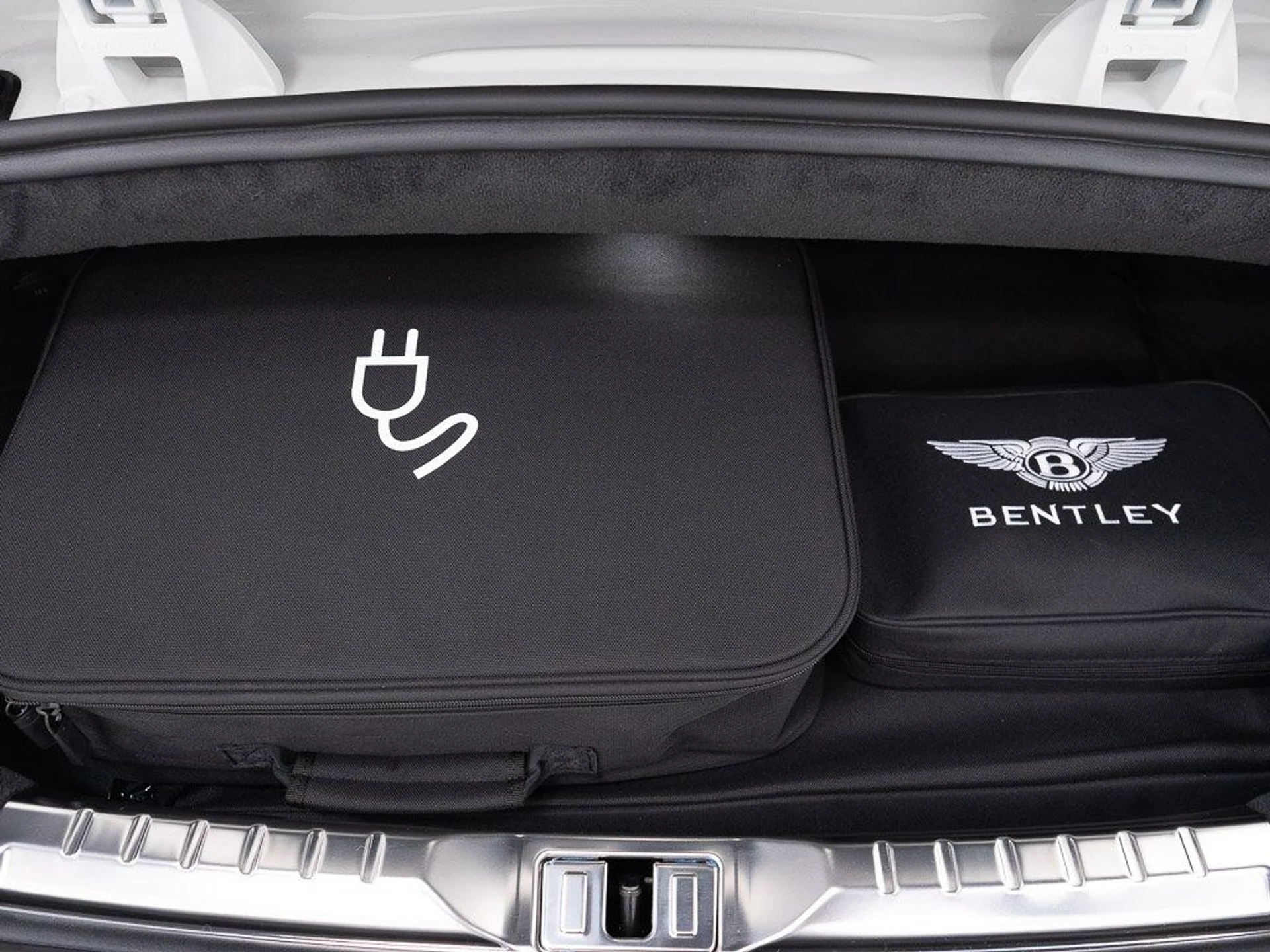 mph051_4040730465_50452922d60386582af3783391e5c6cf_63bdd02444