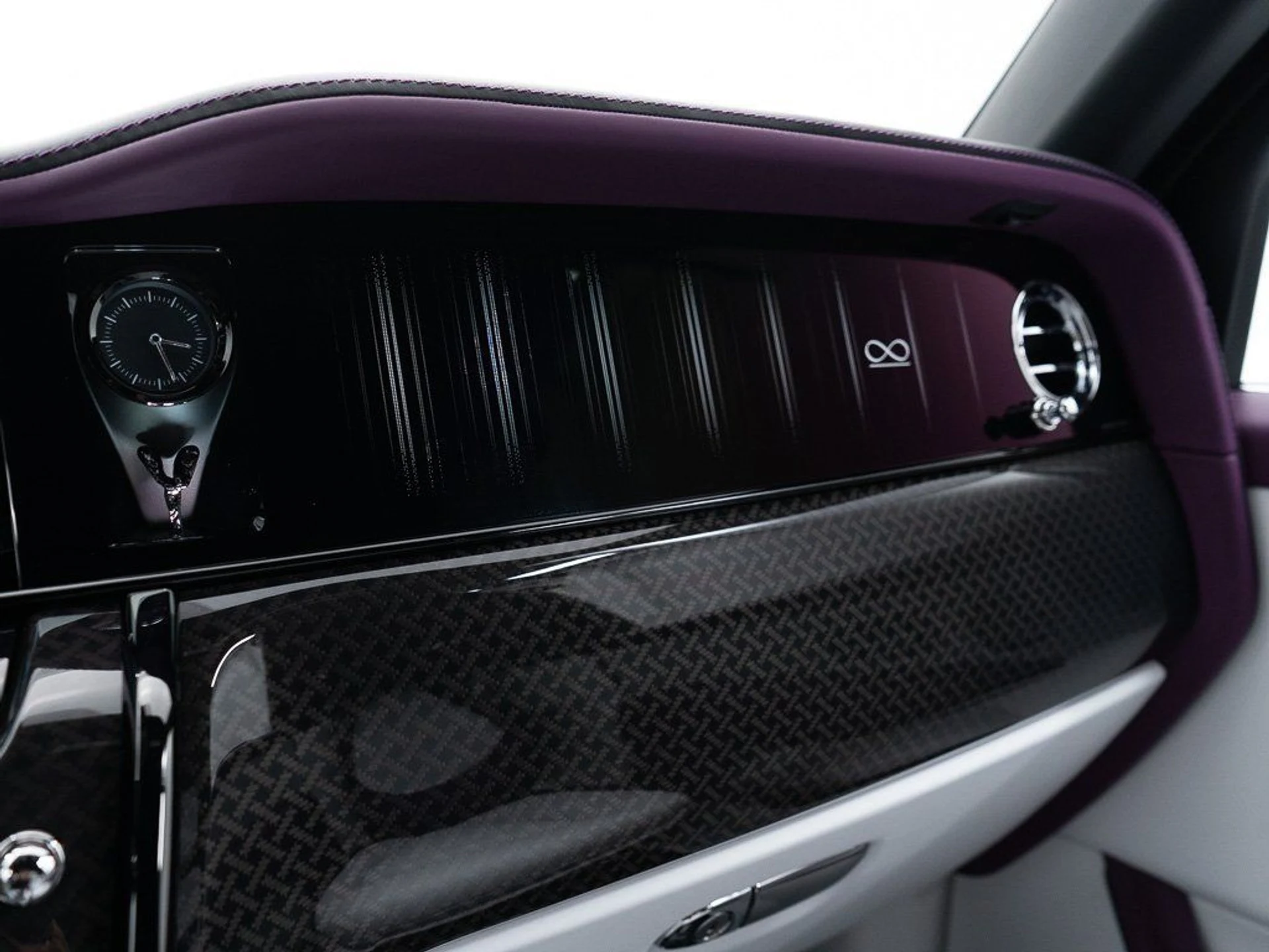 mph051_4048999954_193997e1c981b166a6ec873146f60fb8_1d10138406