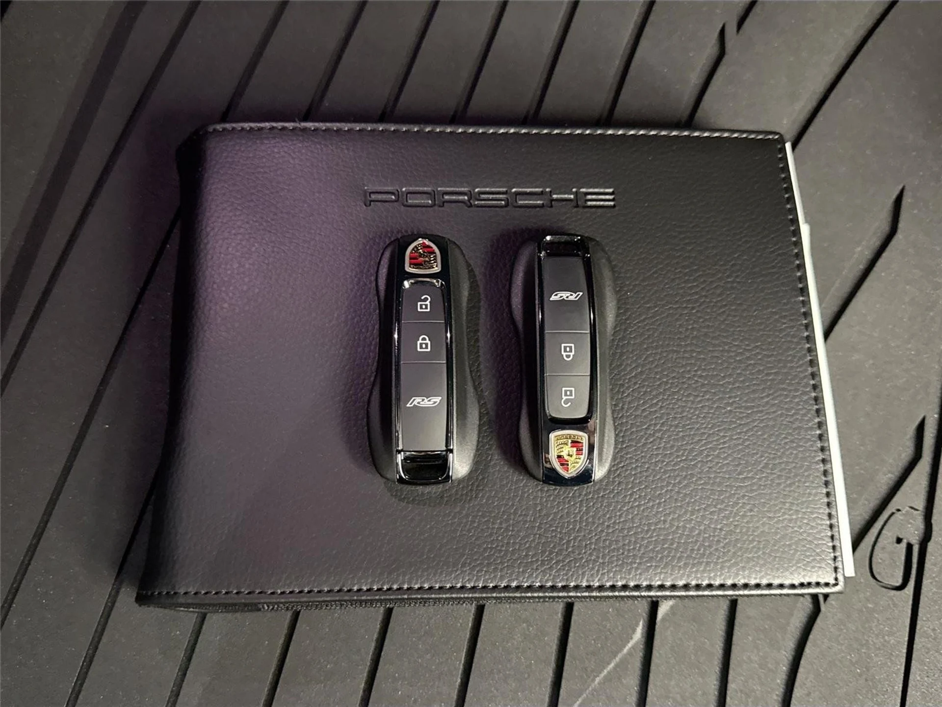 mph051_4056689328_64d0953ab559dec7eec3e571534de501_221268a5d8