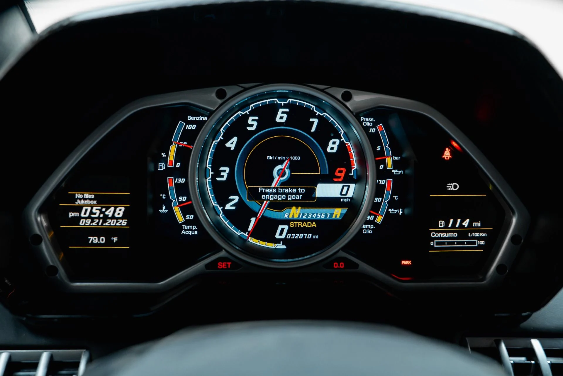 mph051_4057297431_Used_2016_Lamborghini_Aventador_LP_700_4_1790099130_3214c1203d