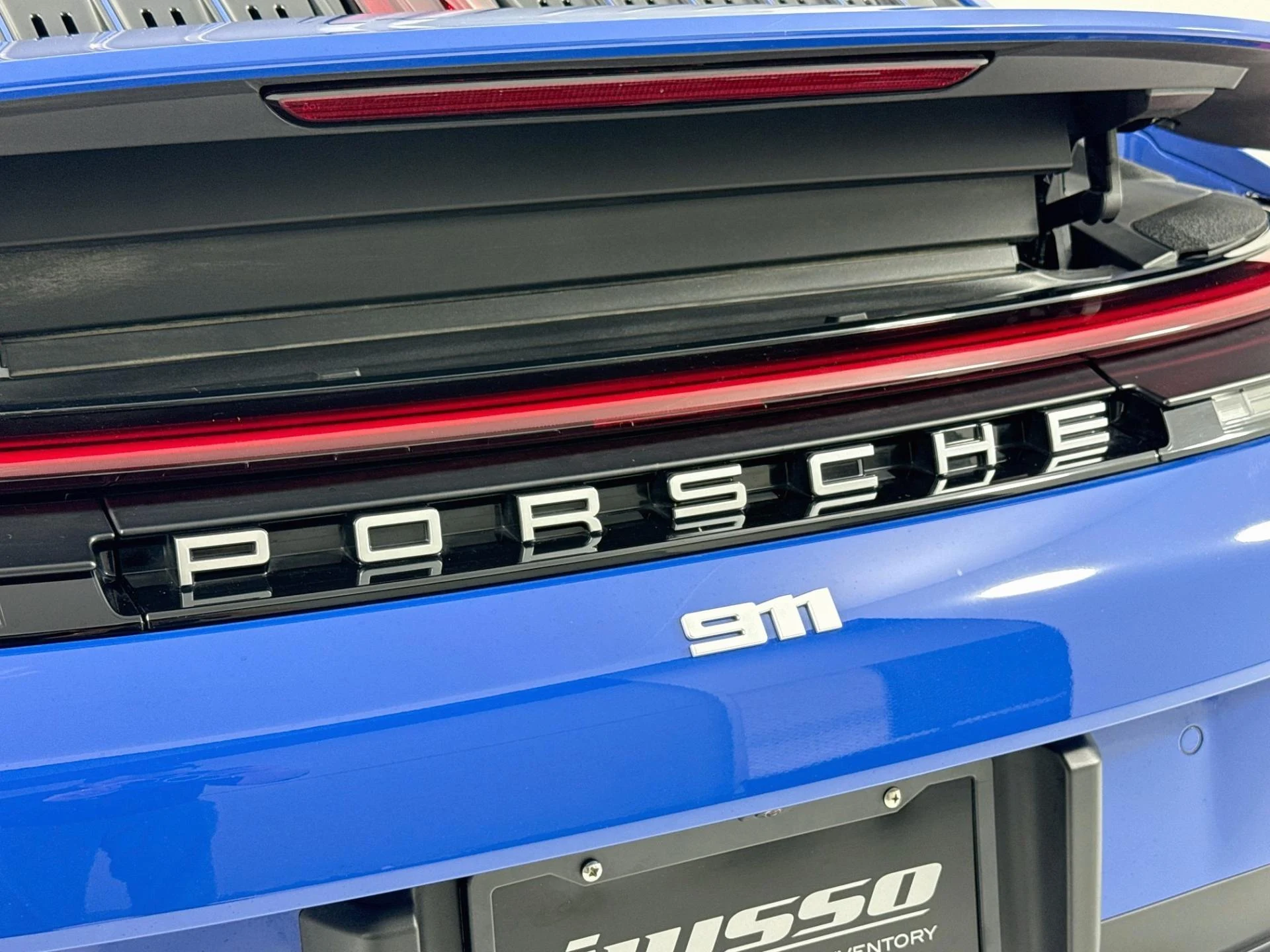 mph051_4058774242_Used_2025_Porsche_911_Carrera_1793206563_a7e54fcb8a