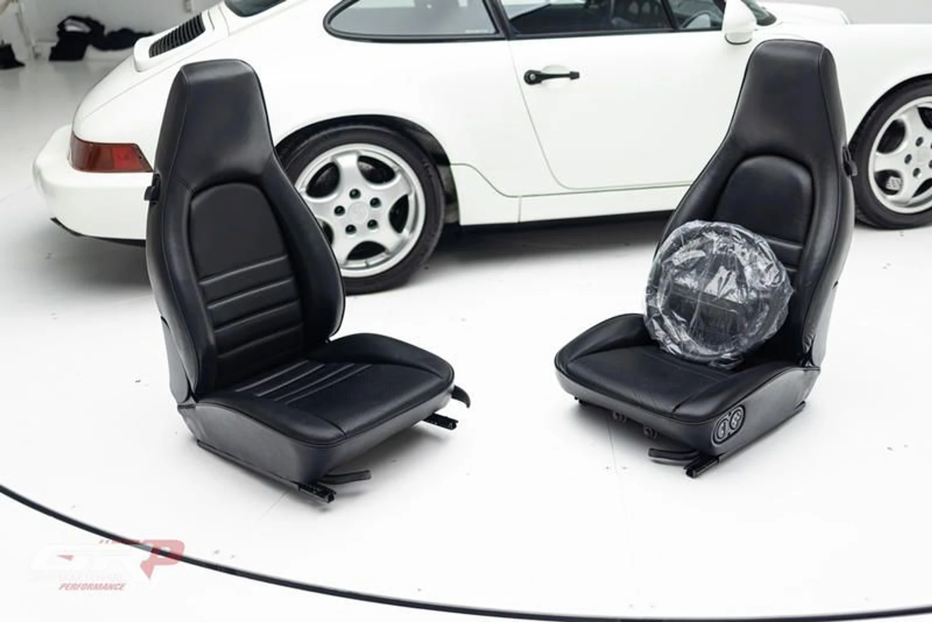 mph051_4063755890_5_B037642_27_CB_475_B_A696_EB_395_FE_53871_5dca8f2bfc