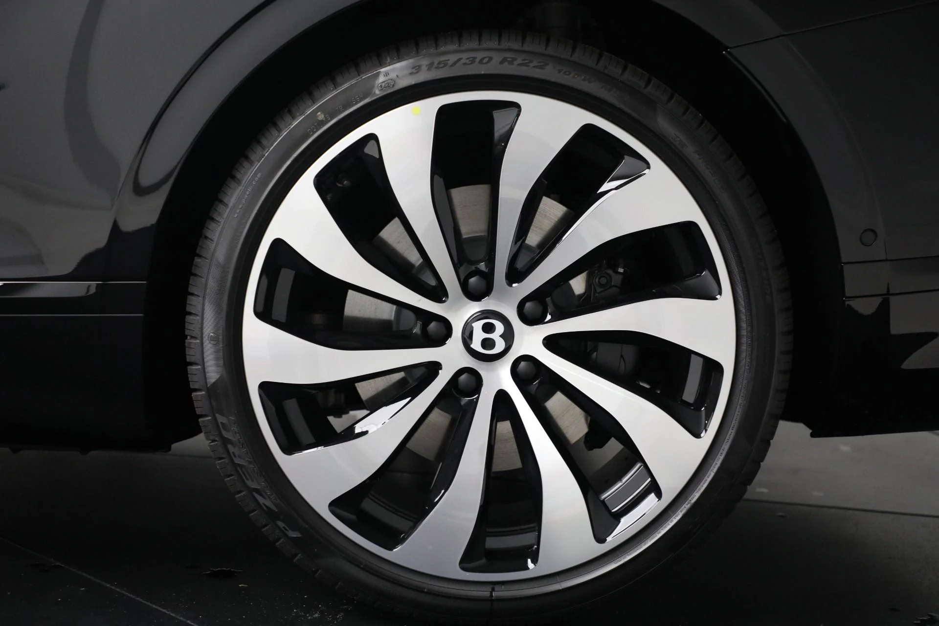 mph051_4066062728_New_2024_Bentley_Continental_GTC_Edition_8_529eb08172