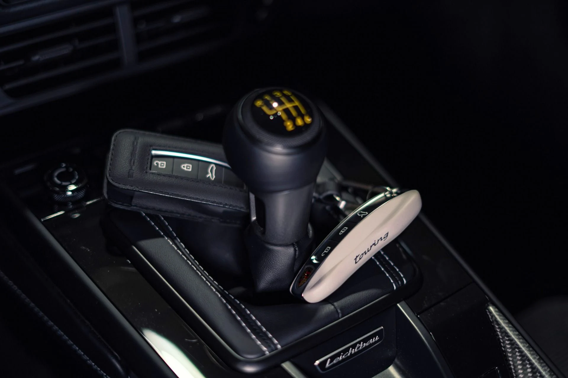 mph051_4078431930_Used_2026_Porsche_911_GT_3_Touring_Lugano_Blue_Lightweight_Package_1777314309_d8361fbc43