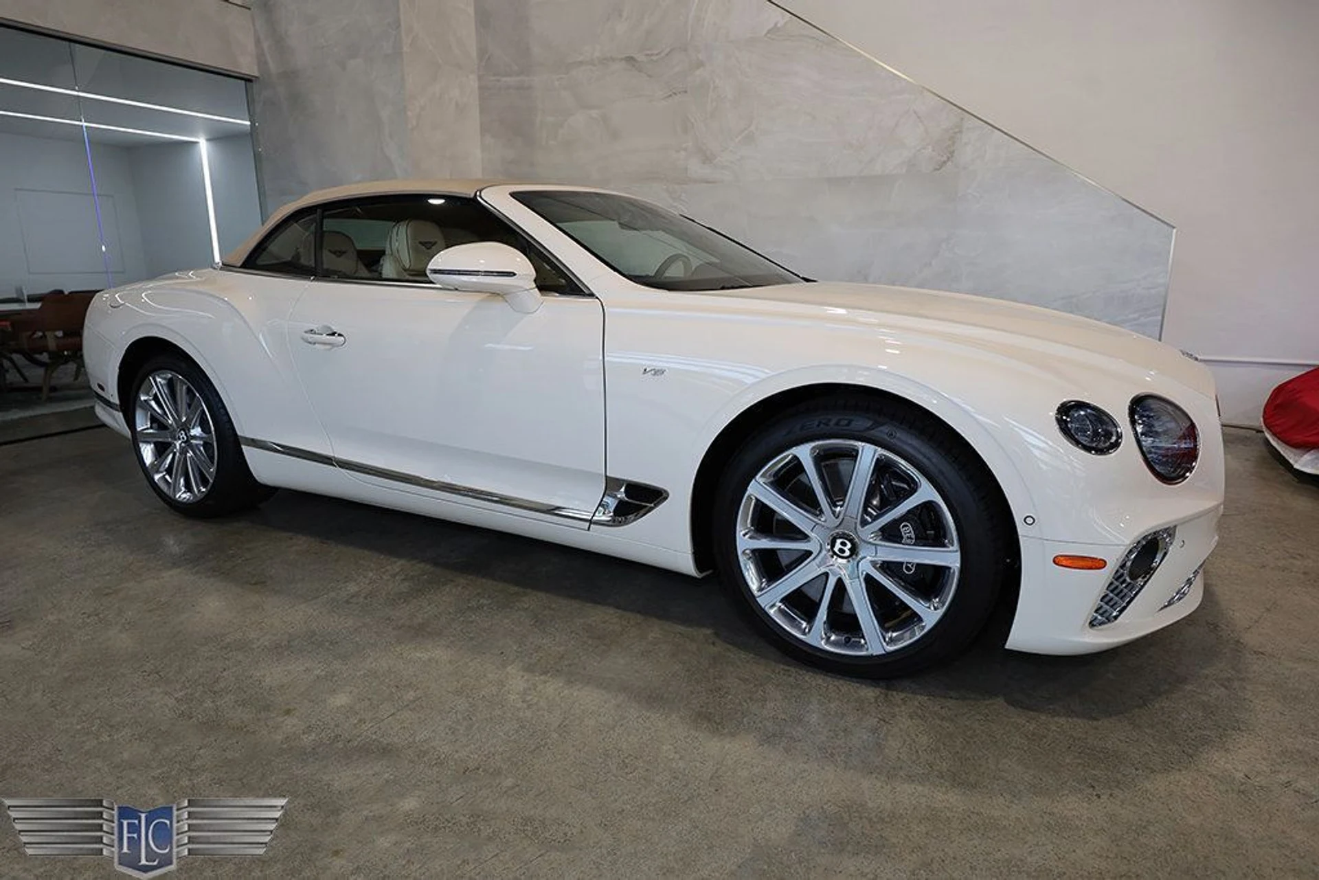 mph051_4080384704_used_2022_bentley_continental_gtcv8convertible_9689_23023913_52_1024_99daddb03b