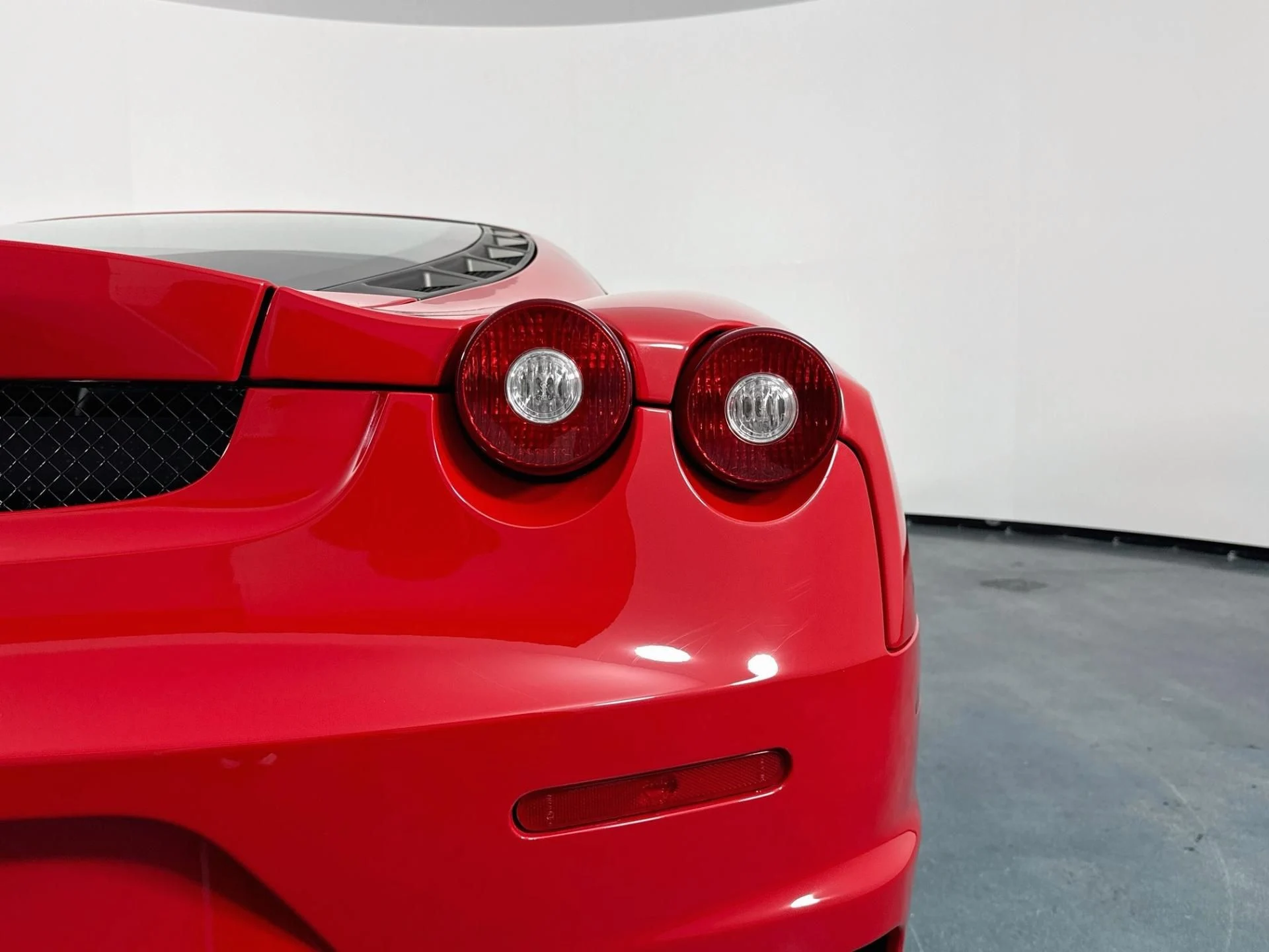 mph051_4128960634_Used_2005_Ferrari_F430_1785792598_01c97015b6