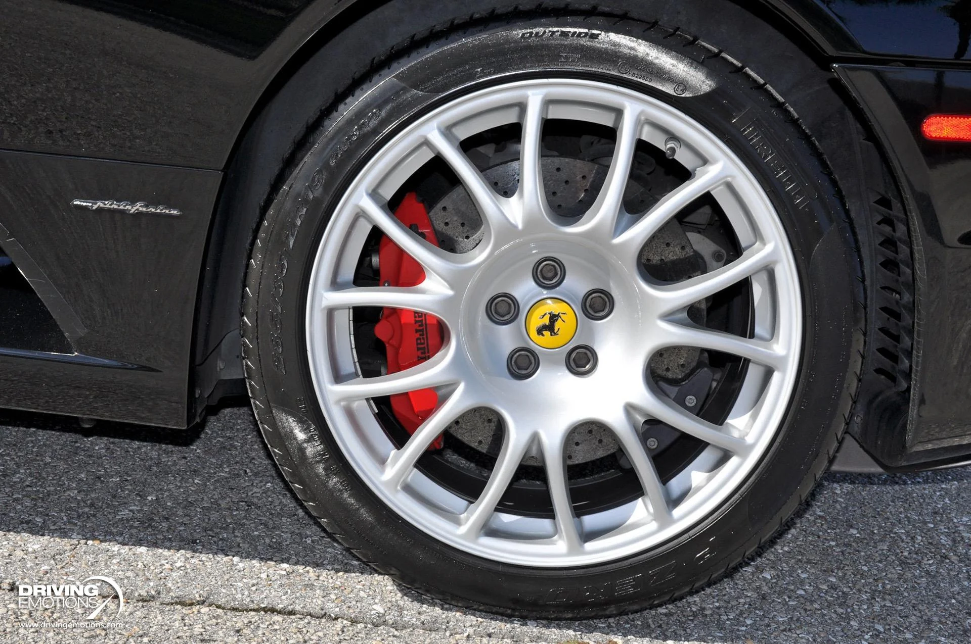 mph051_4132449698_885_p52_l_b67e32012c