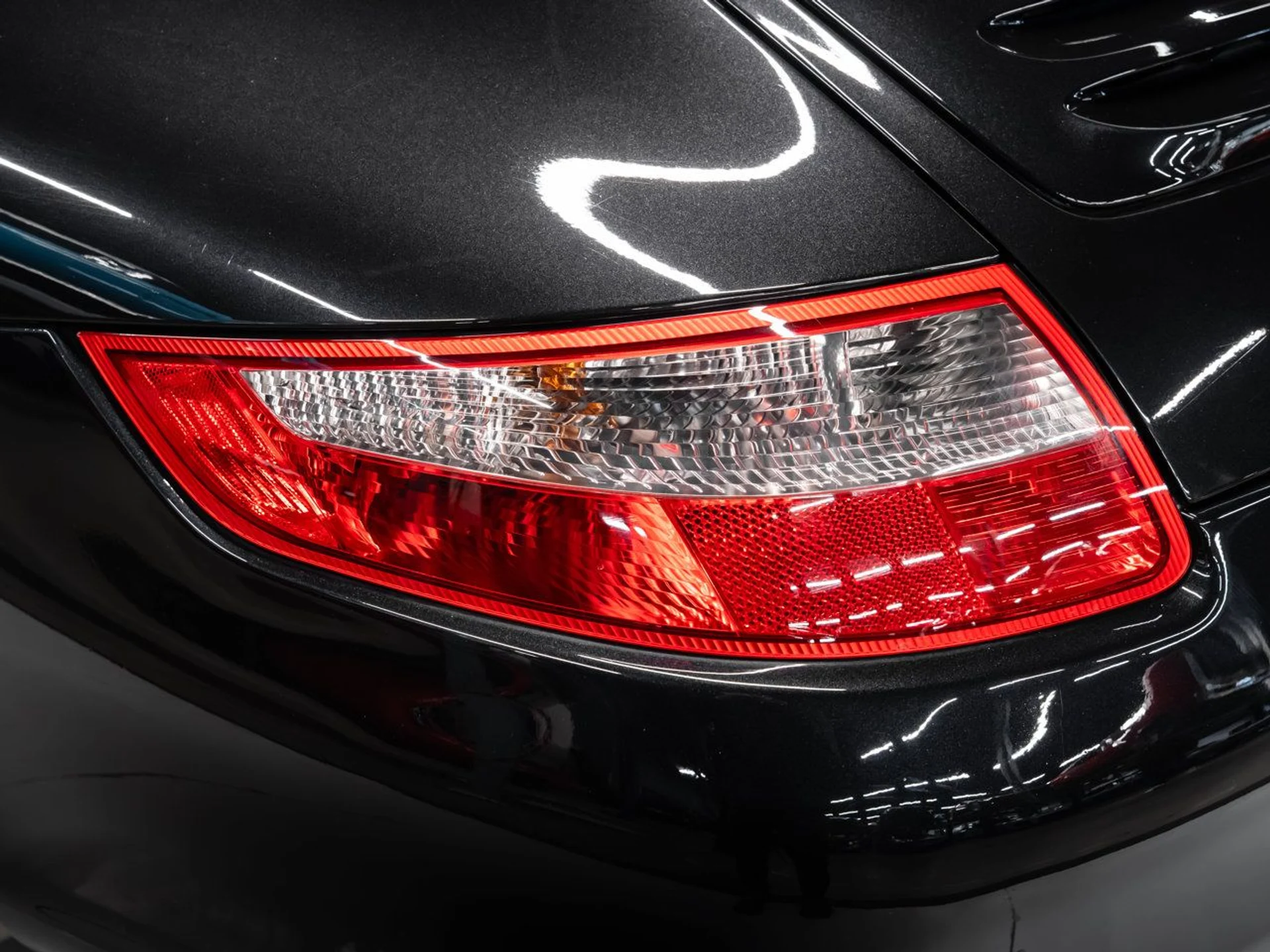 mph051_4192652835_porsche_911_2006_3152b36118